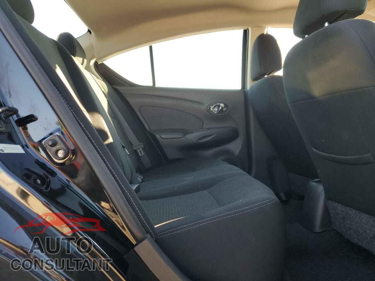 NISSAN VERSA 2014 - 3N1CN7AP1EL857217