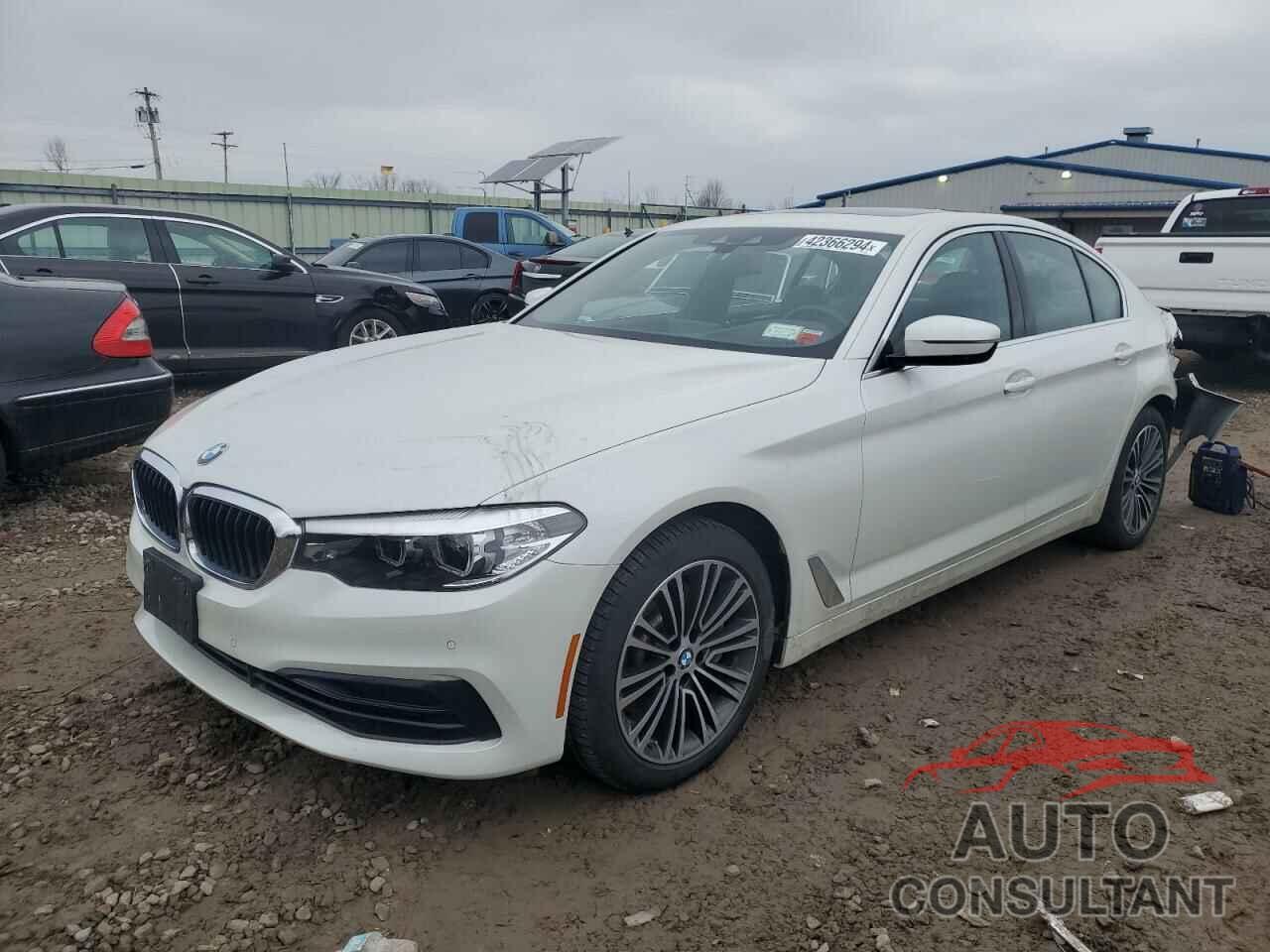 BMW 5 SERIES 2019 - WBAJA7C54KG910453