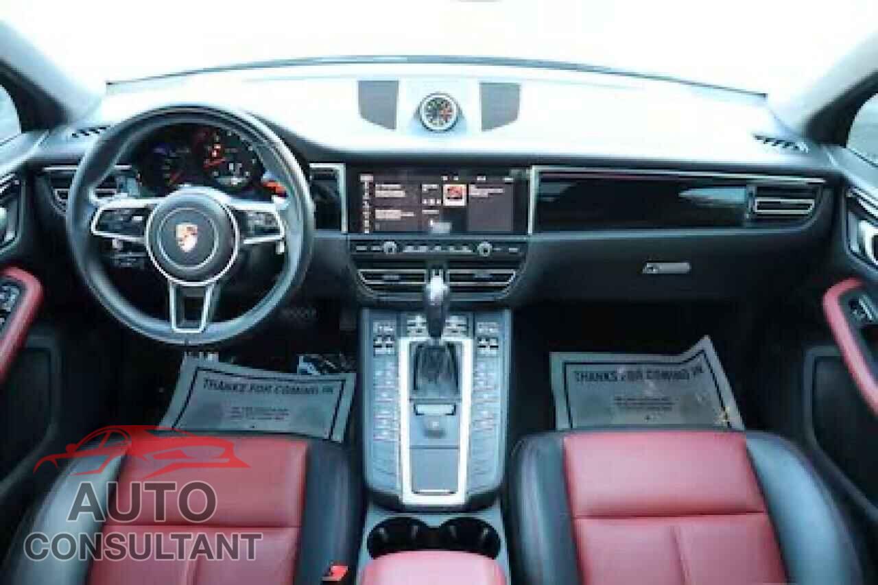 PORSCHE MACAN 2021 - WP1AA2A57MLB01823