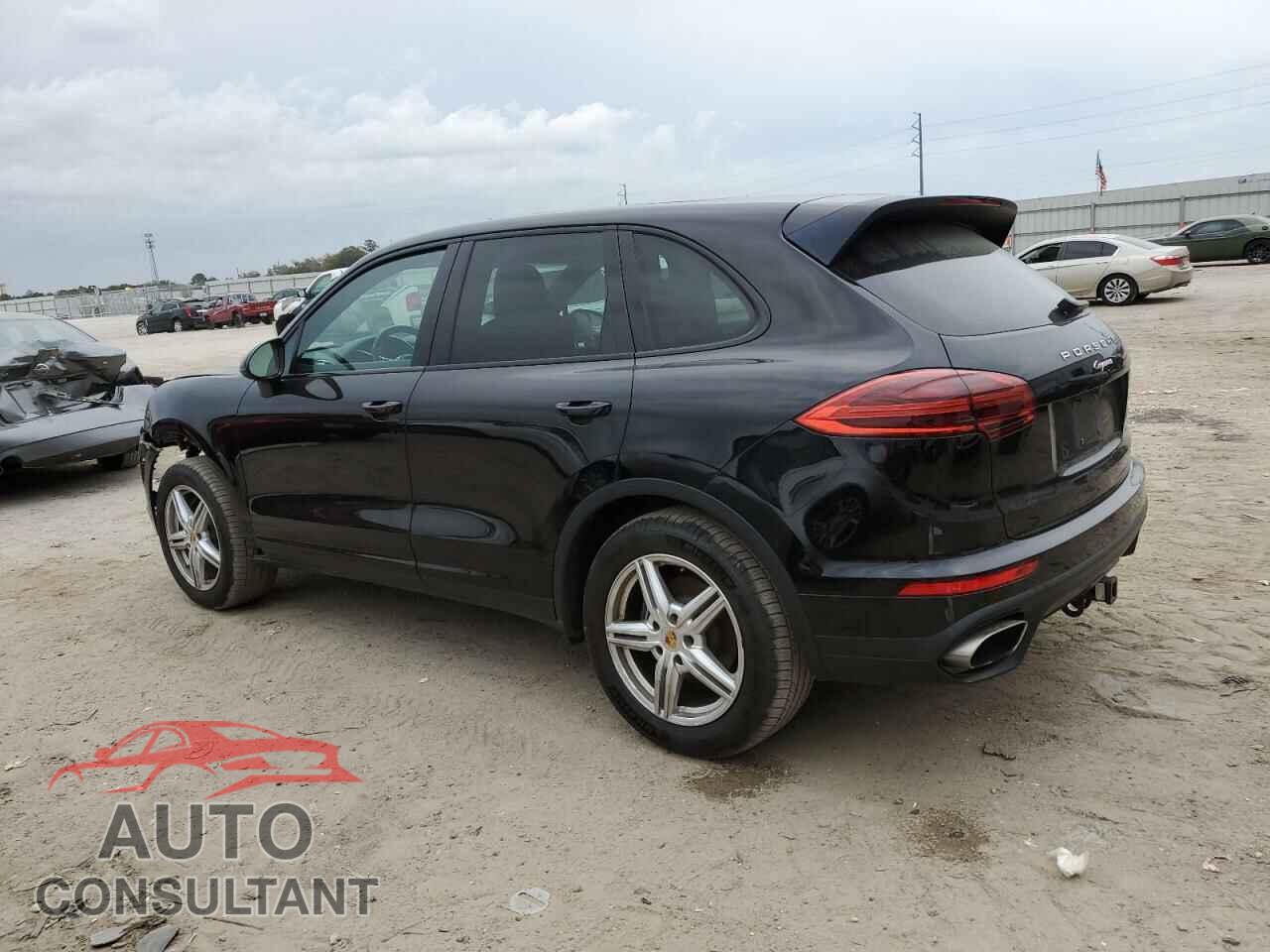 PORSCHE CAYENNE 2016 - WP1AA2A21GKA14886