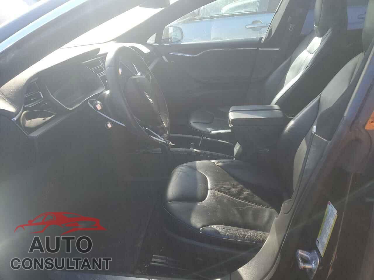 TESLA MODEL S 2015 - 5YJSA1E10FF115835