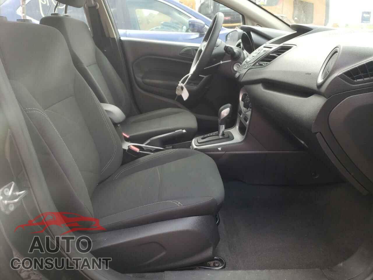 FORD FIESTA 2017 - 3FADP4EJ8HM113277