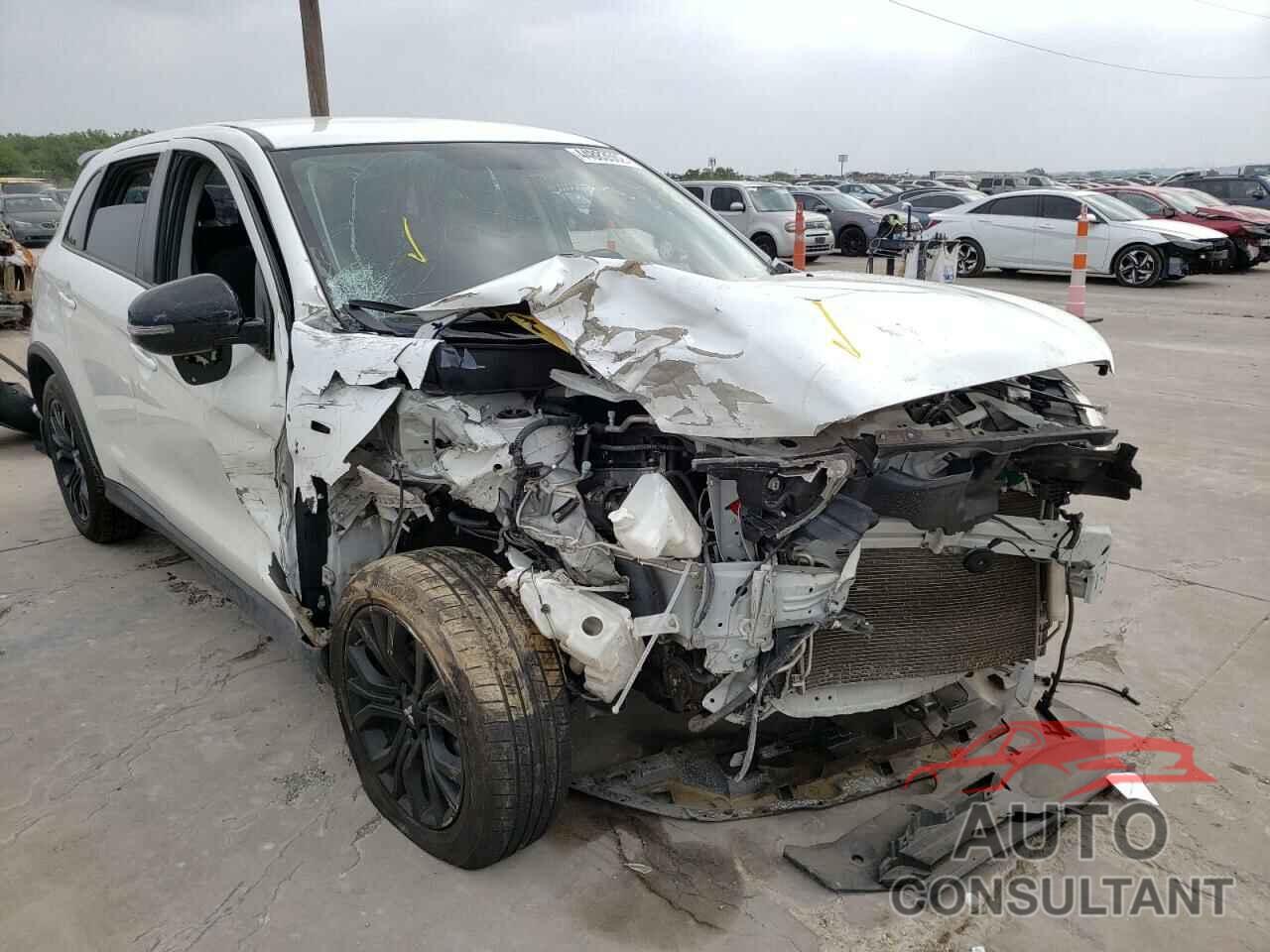 MITSUBISHI OUTLANDER 2018 - JA4AP3AU6JU004996