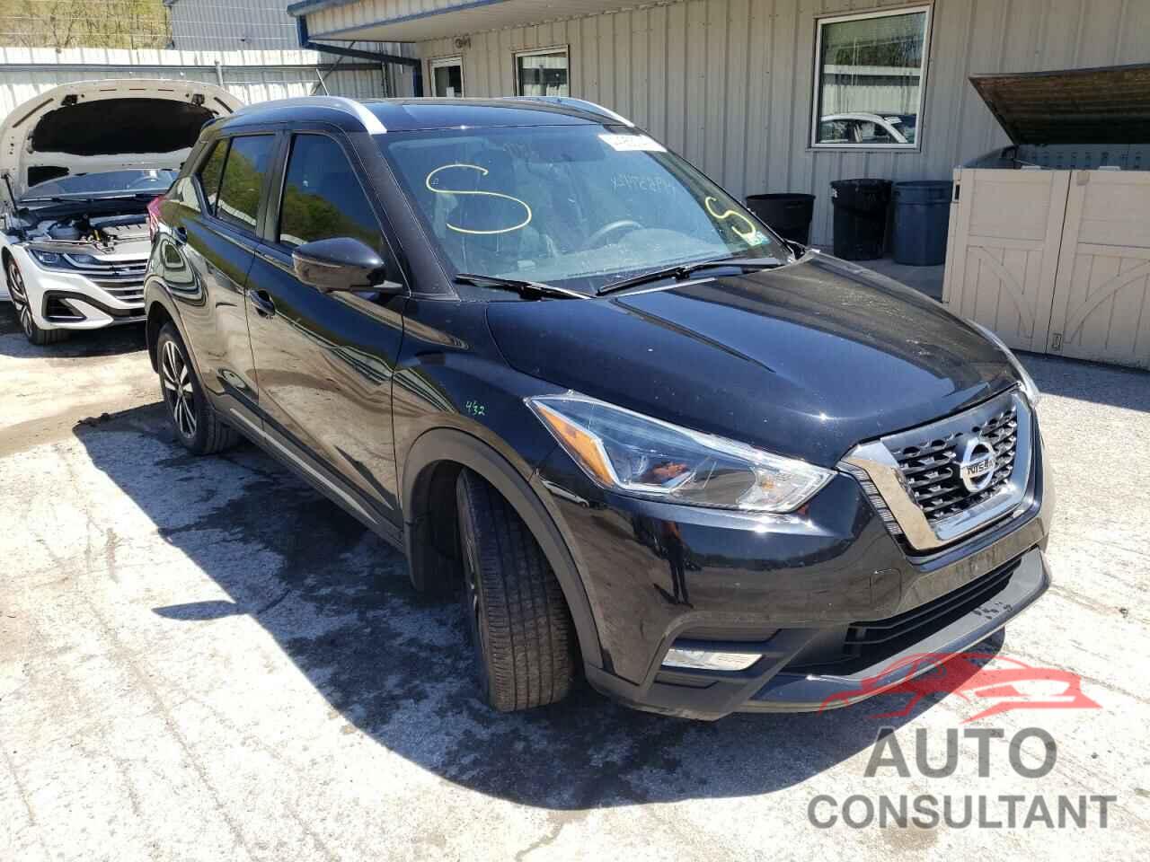 NISSAN KICKS 2019 - 3N1CP5CU0KL521619