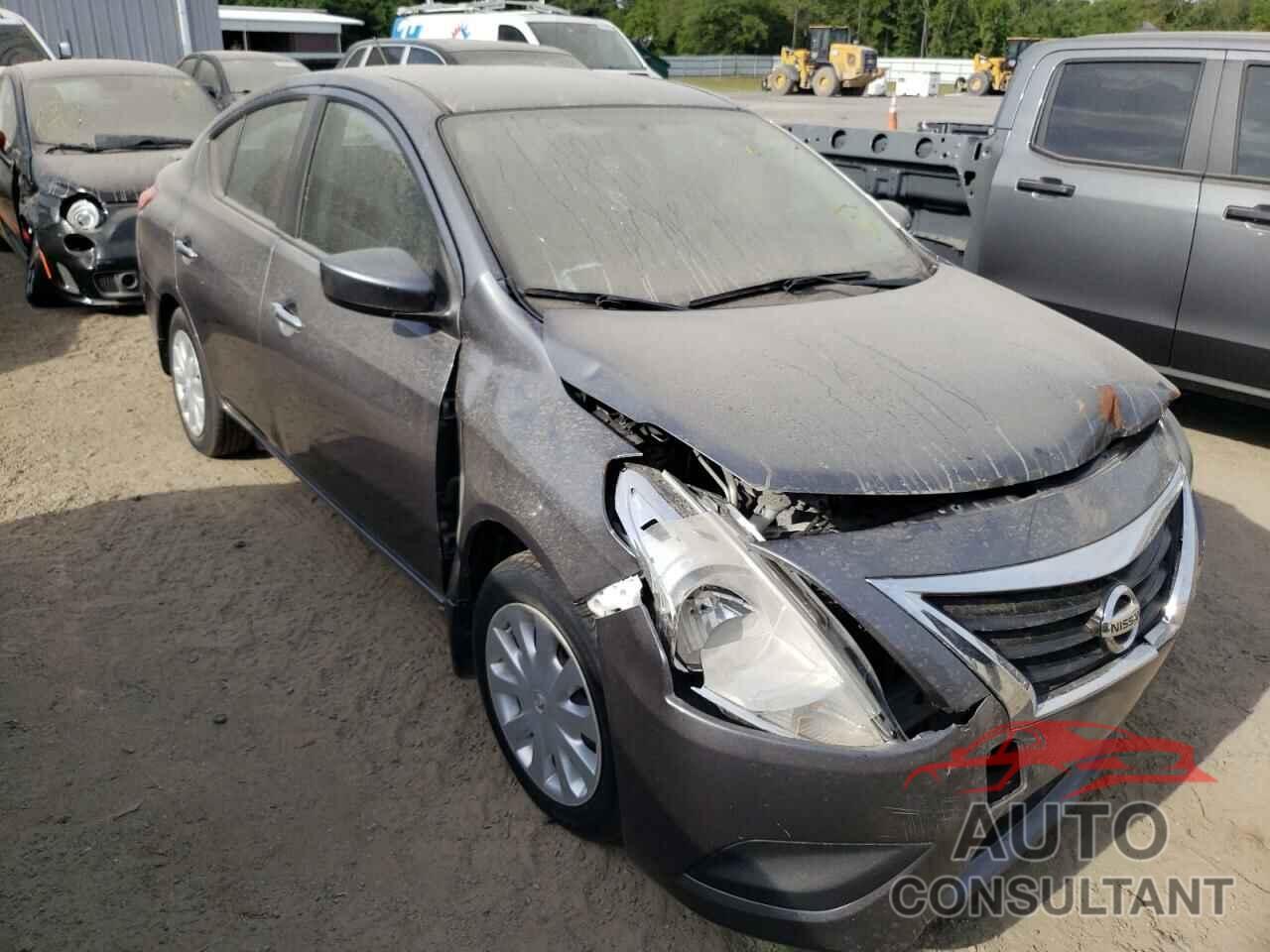 NISSAN VERSA 2018 - 3N1CN7AP2JL883562