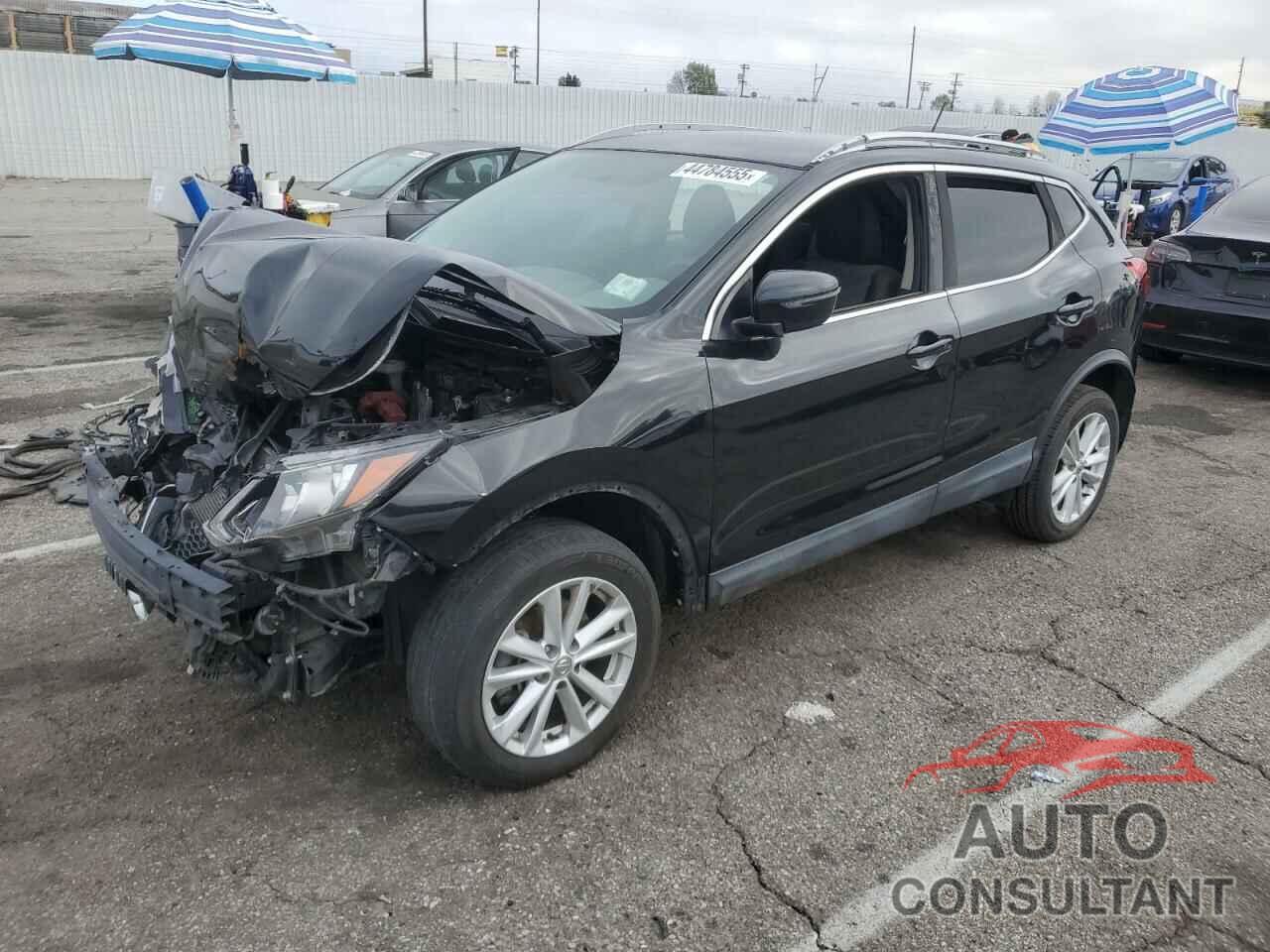 NISSAN ROGUE 2018 - JN1BJ1CP8JW106590