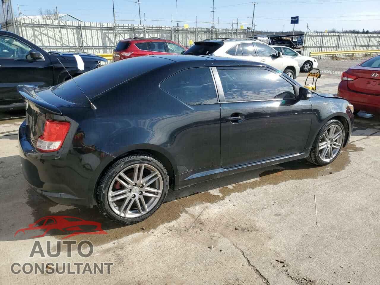 TOYOTA SCION 2012 - JTKJF5C78C3037382