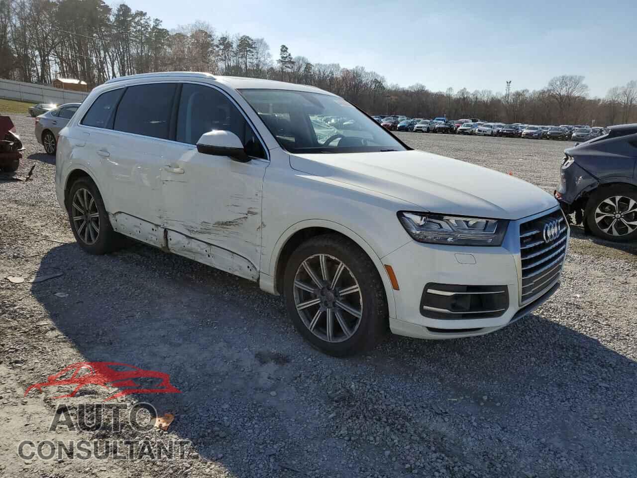 AUDI Q7 2017 - WA1VAAF70HD027436