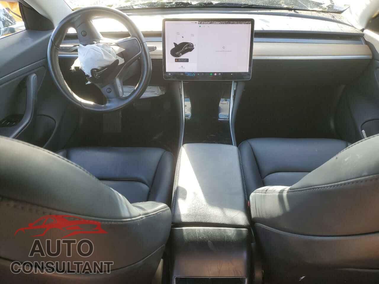 TESLA MODEL 3 2019 - 5YJ3E1EB7KF364564