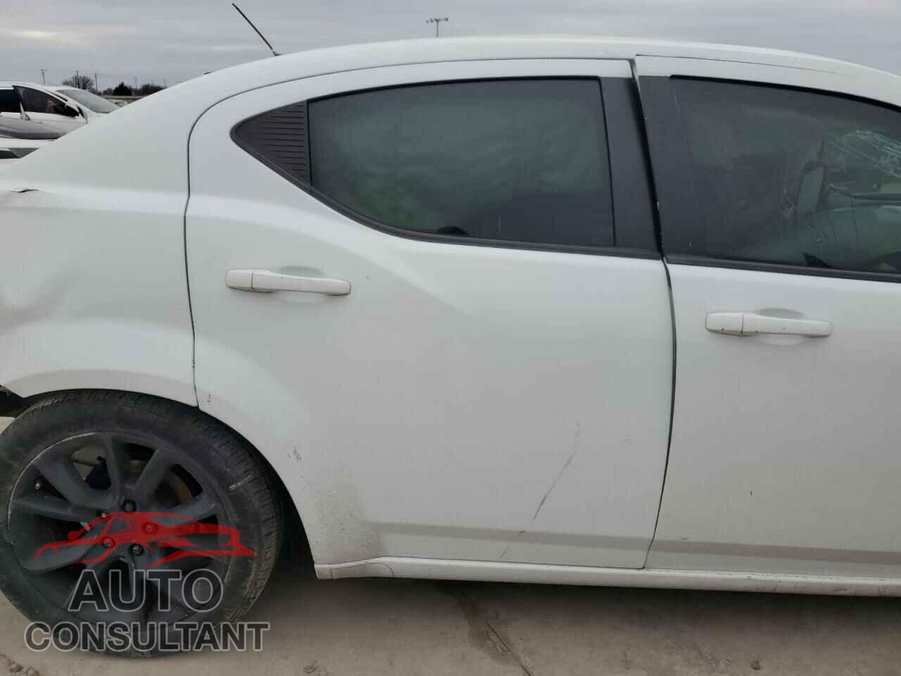 DODGE AVENGER 2013 - 1C3CDZBG8DN756981