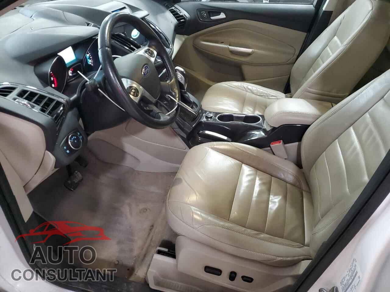 FORD ESCAPE 2016 - 1FMCU9J93GUB59015
