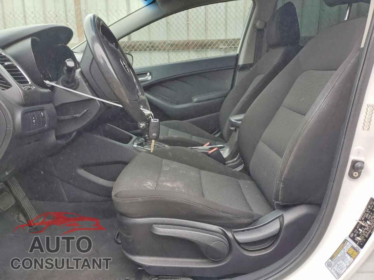 KIA FORTE 2017 - 3KPFK4A71HE036161