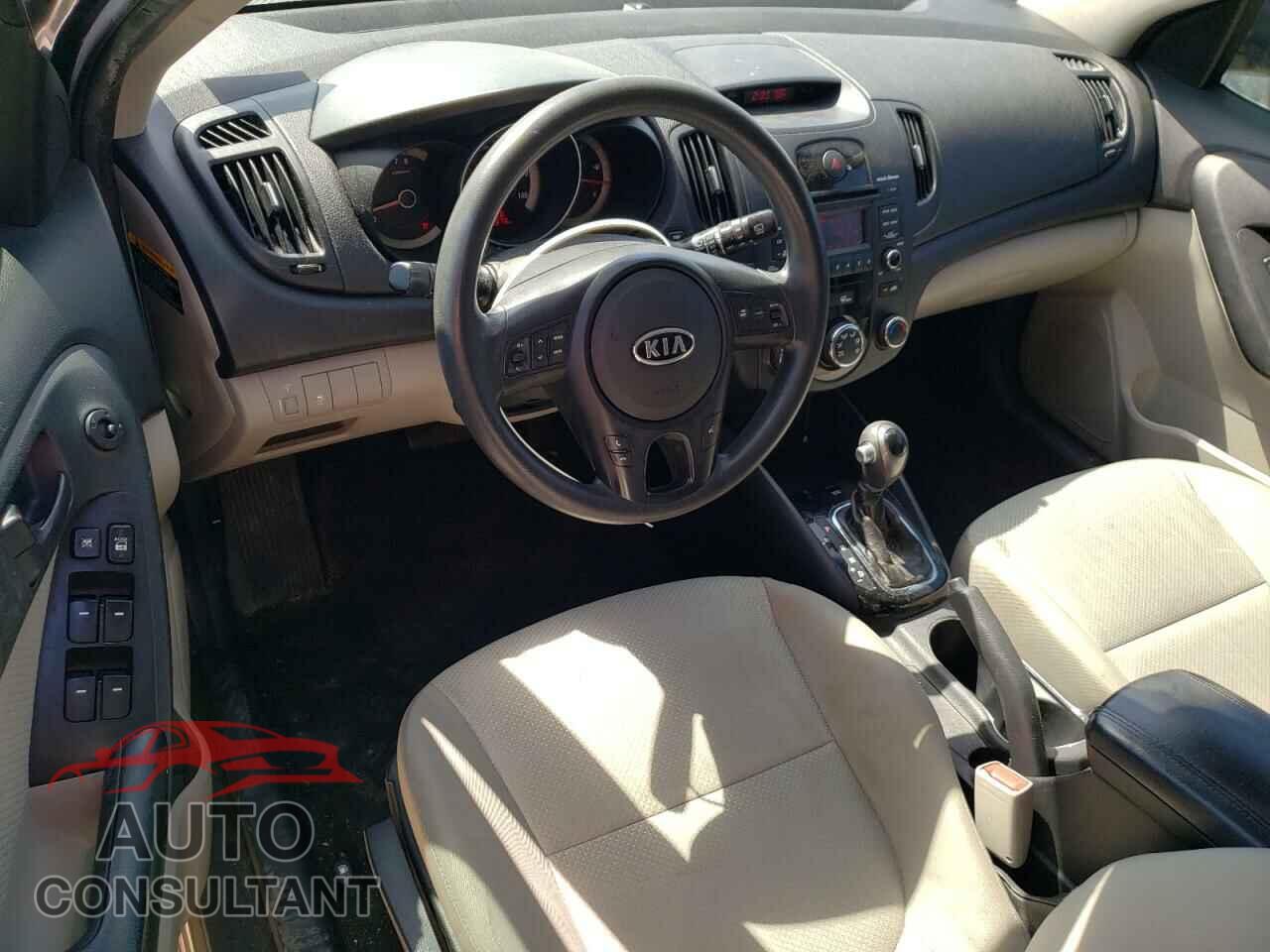 KIA FORTE 2011 - KNAFU5A26B5401583