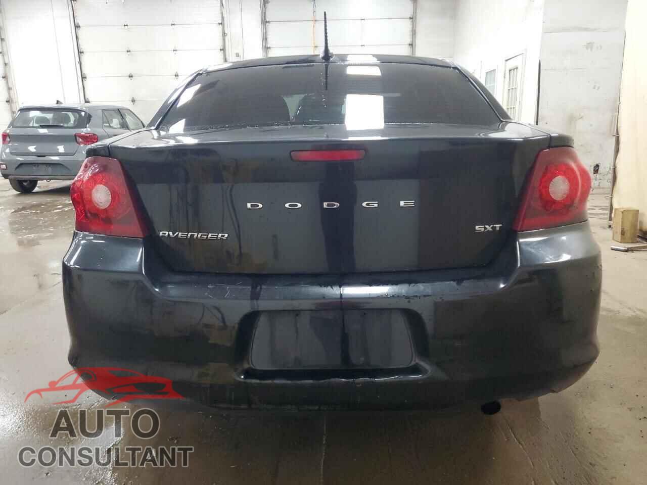 DODGE AVENGER 2013 - 1C3CDZCB3DN718948