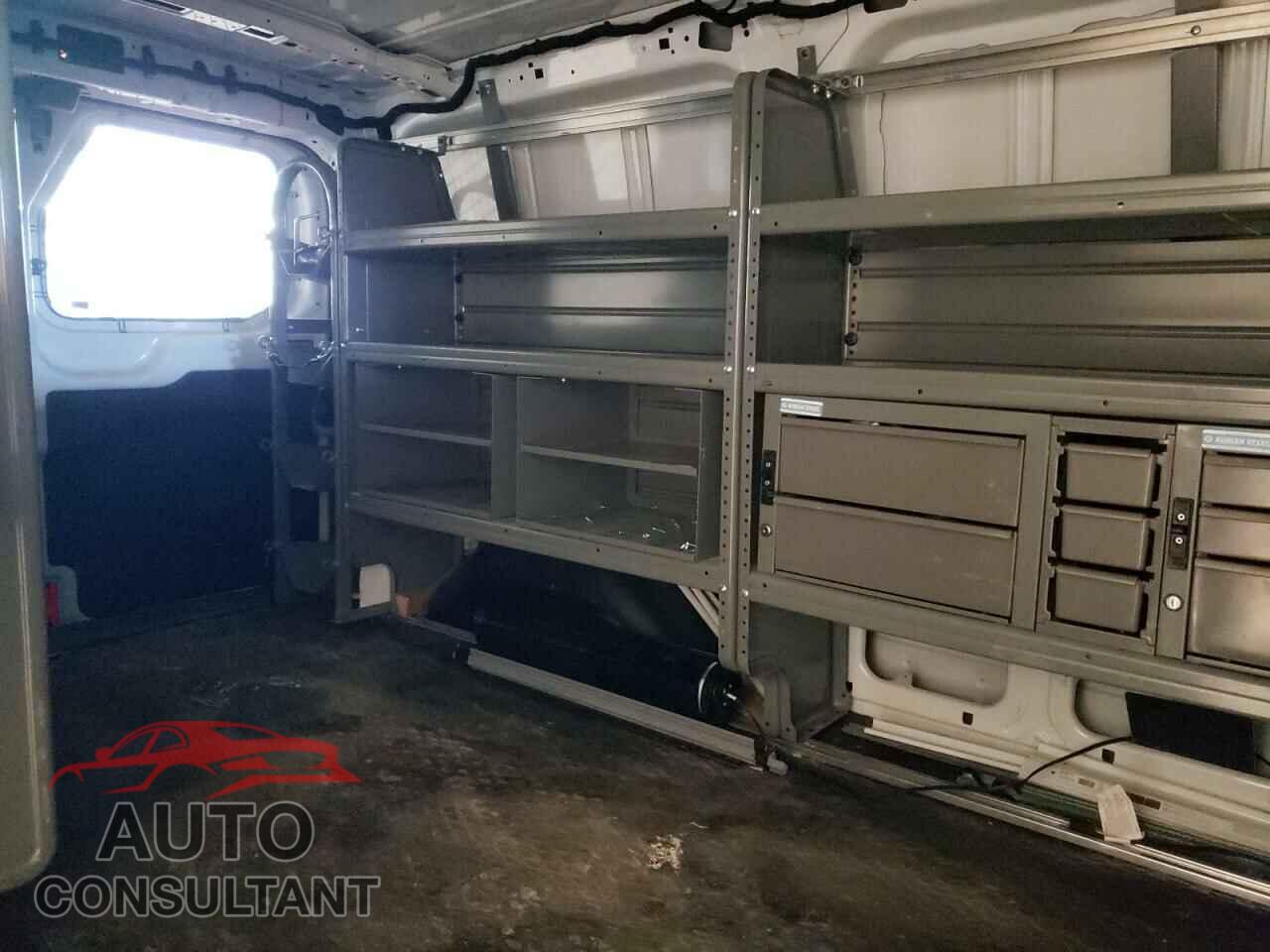 FORD TRANSIT 2018 - 1FTYE1ZM2JKB36619