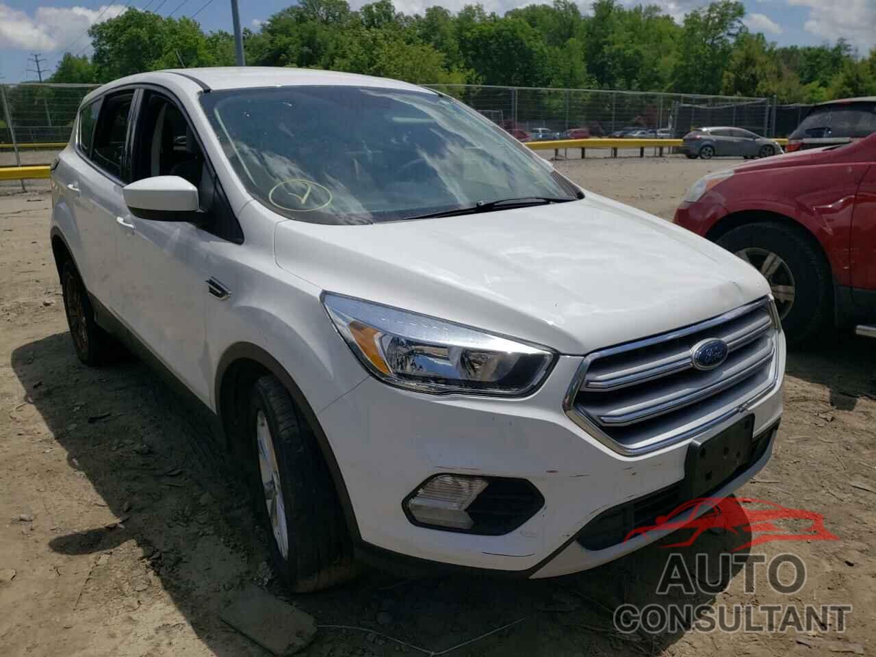 FORD ESCAPE 2017 - 1FMCU9GD6HUD49565