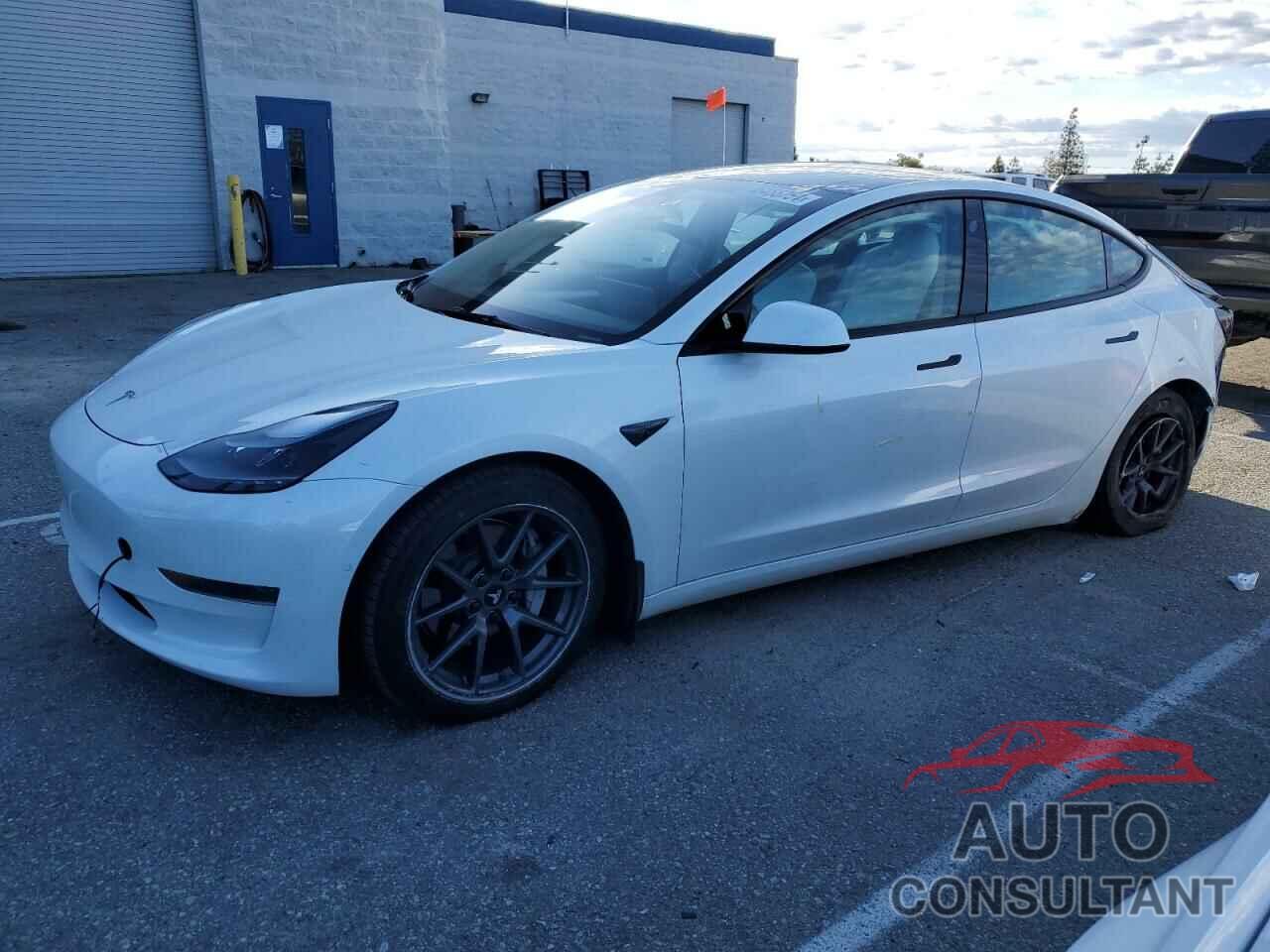 TESLA MODEL 3 2022 - 5YJ3E1EA8NF358302