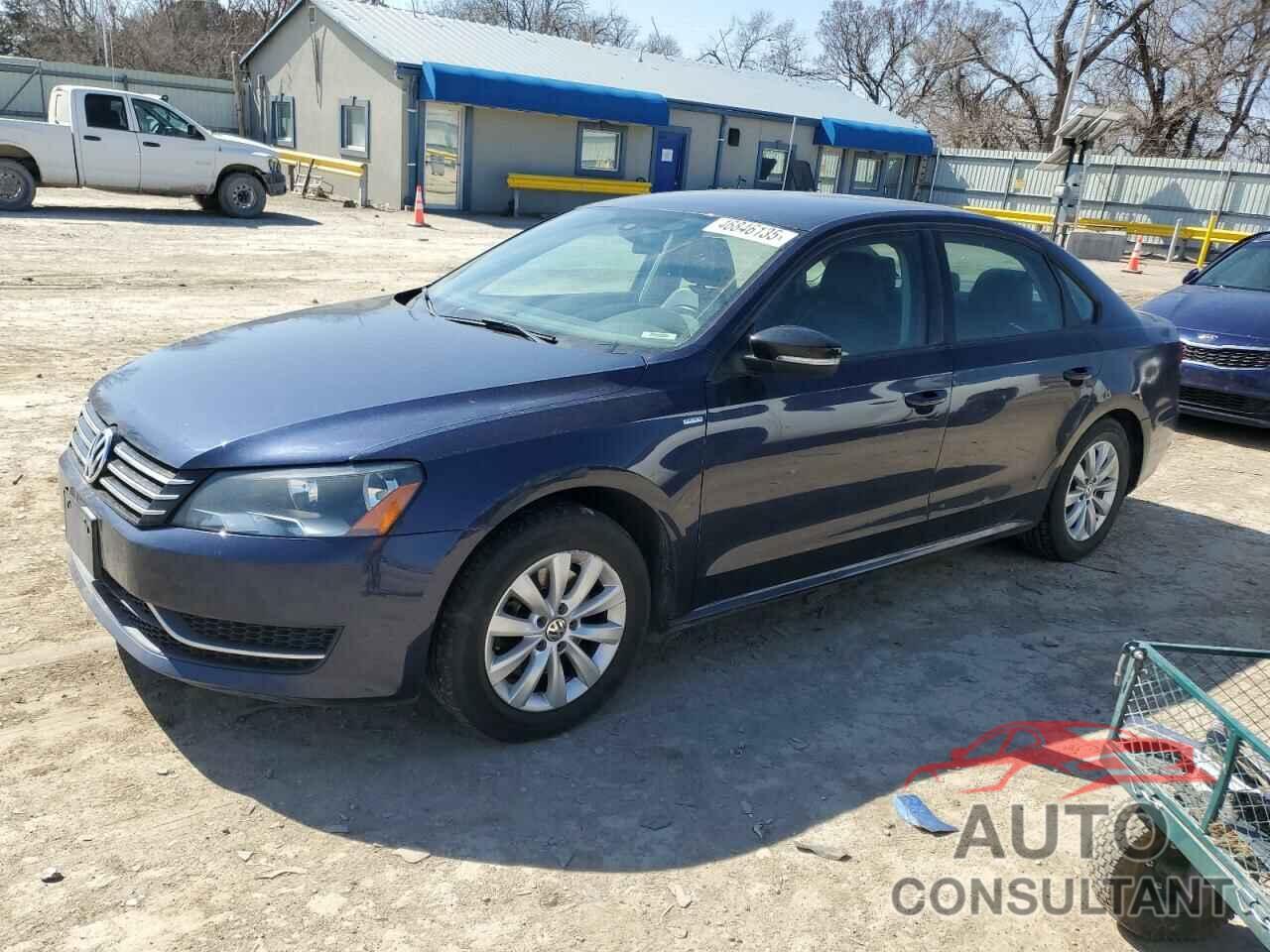 VOLKSWAGEN PASSAT 2015 - 1VWAT7A30FC100424