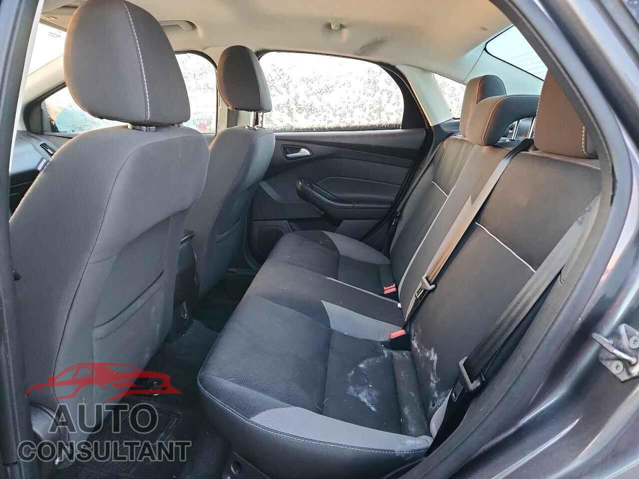 FORD FOCUS 2013 - 1FADP3F2XDL303904