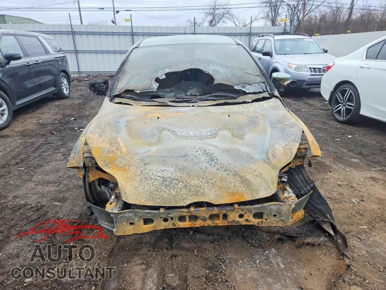 FORD FOCUS 2012 - 1FAHP3M24CL246456