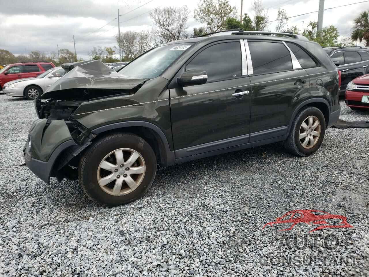 KIA SORENTO 2013 - 5XYKT3A62DG329111