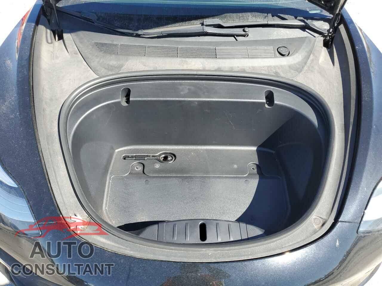 TESLA MODEL 3 2020 - 5YJ3E1EB8LF710414