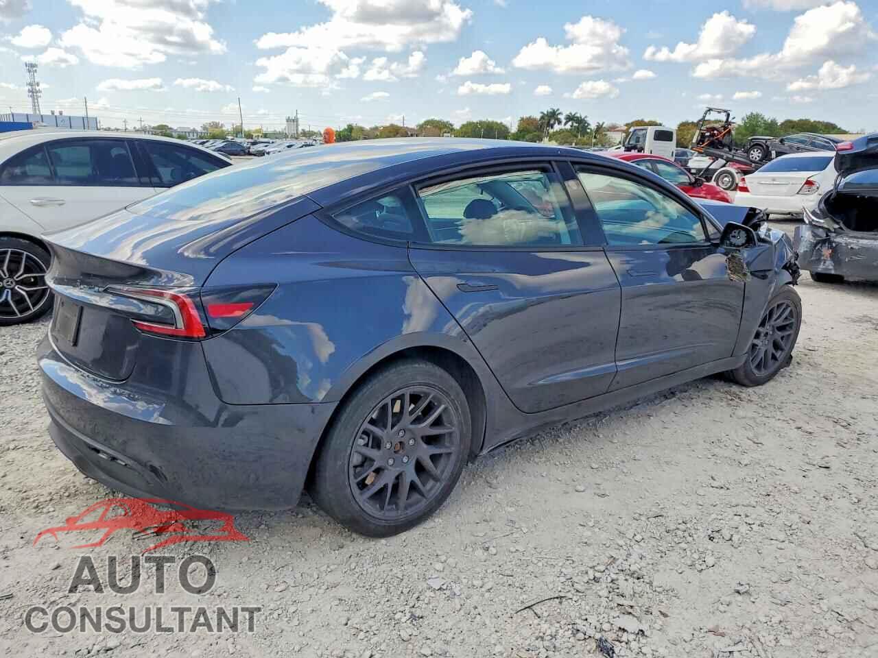TESLA MODEL 3 2024 - 5YJ3E1EA6RF763211