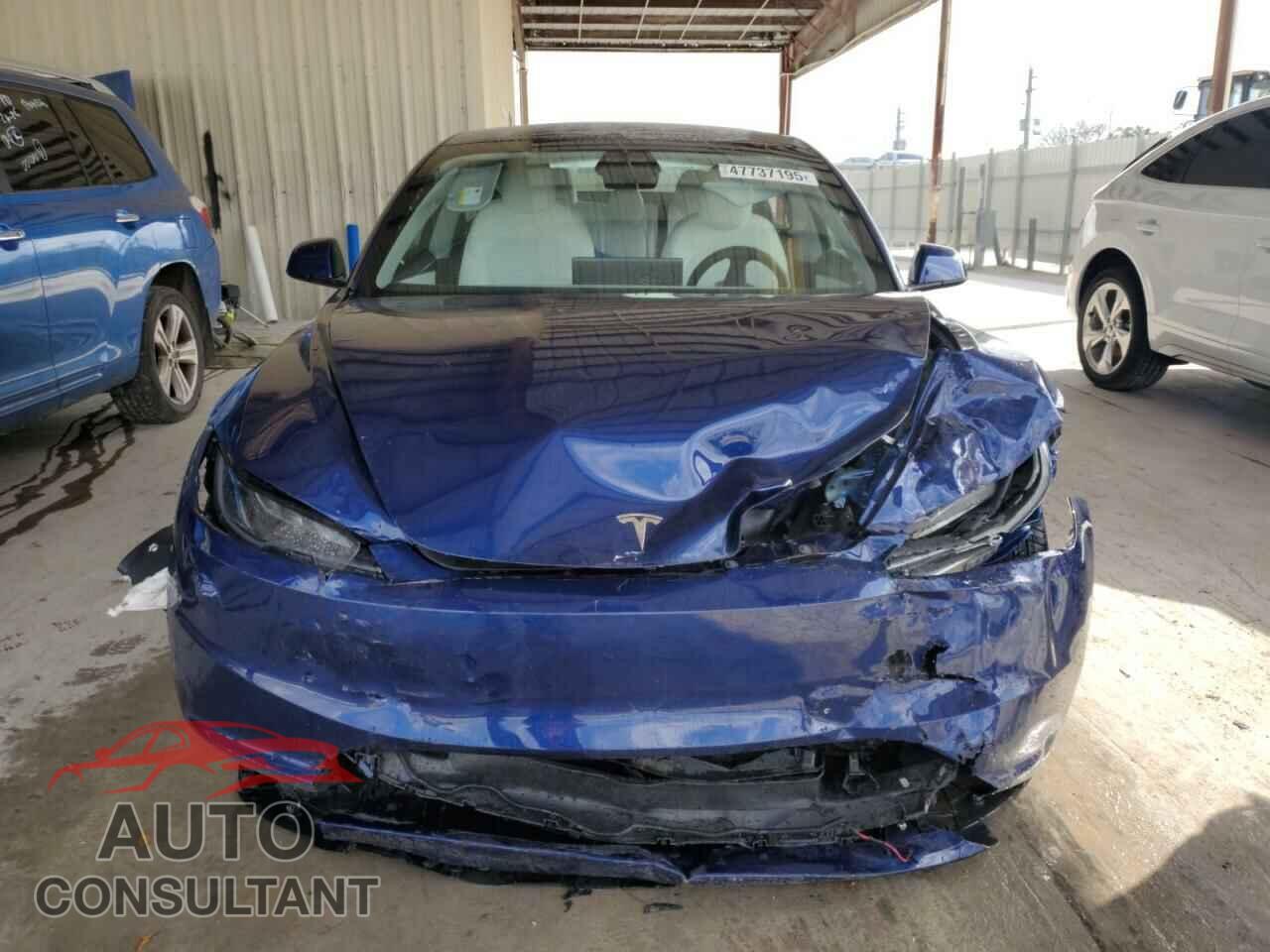 TESLA MODEL 3 2025 - 5YJ3E1EA8SF903698
