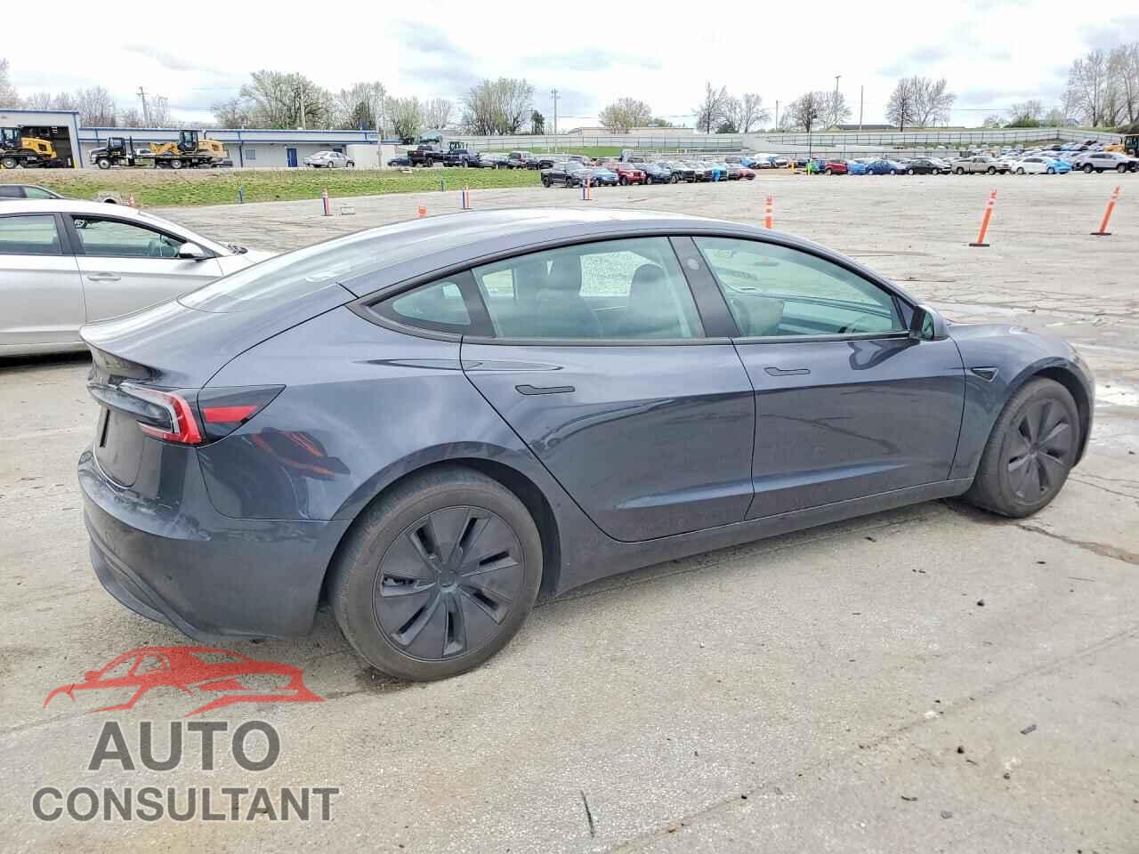 TESLA MODEL 3 2024 - 5YJ3E1EA3RF773548