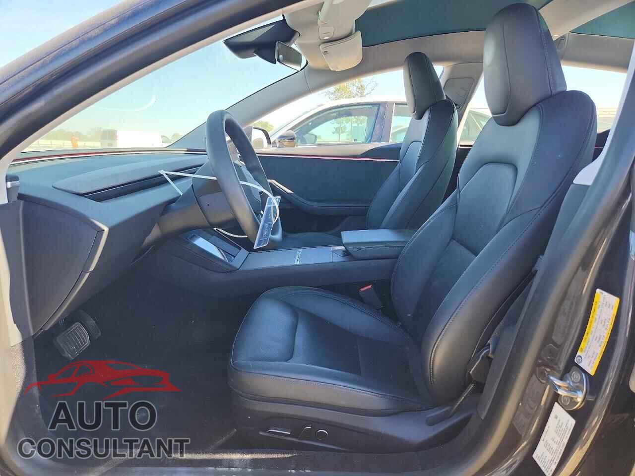 TESLA MODEL 3 2024 - 5YJ3E1EBXRF734089