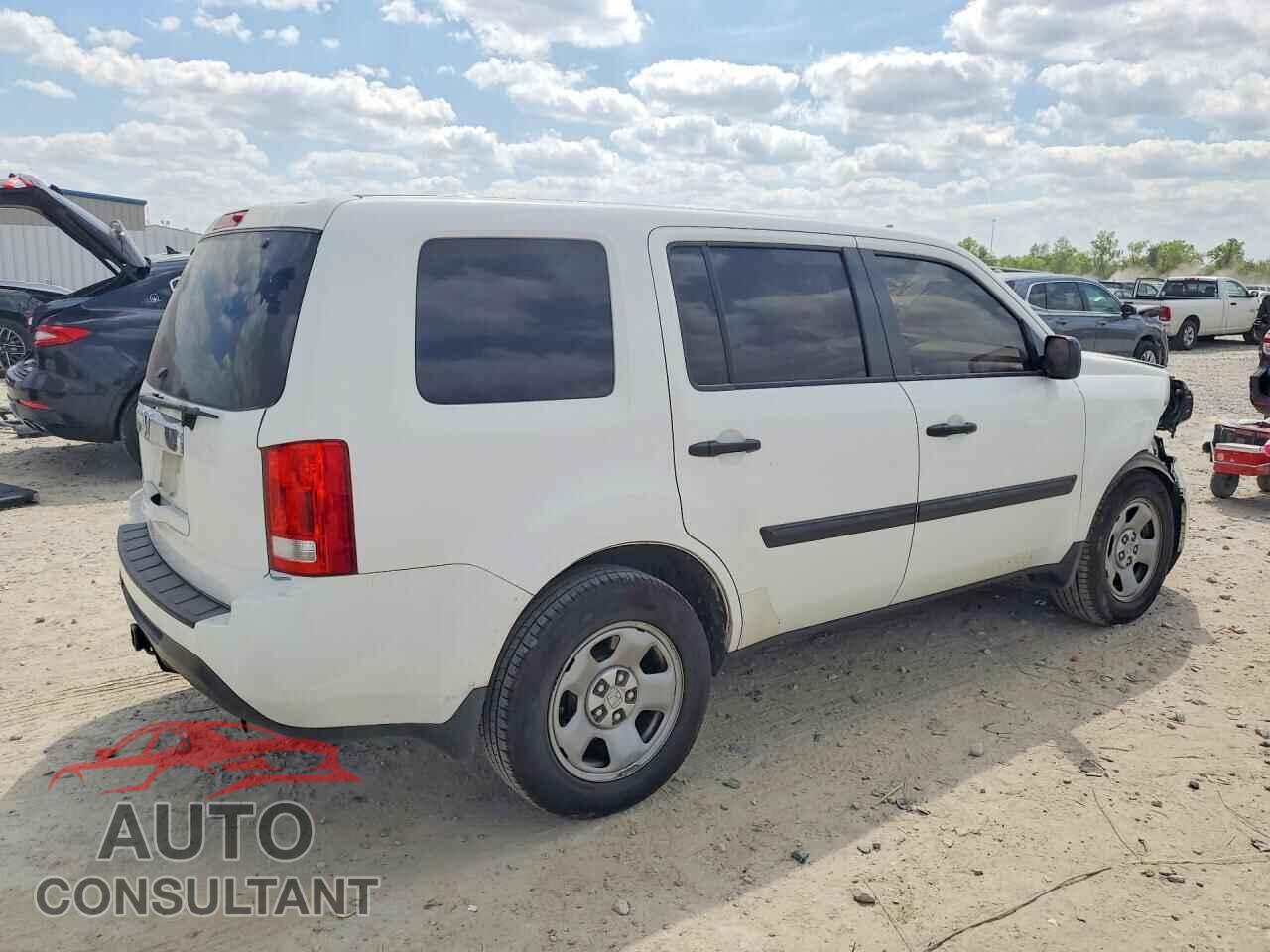 HONDA PILOT 2015 - 5FNYF3H24FB032405