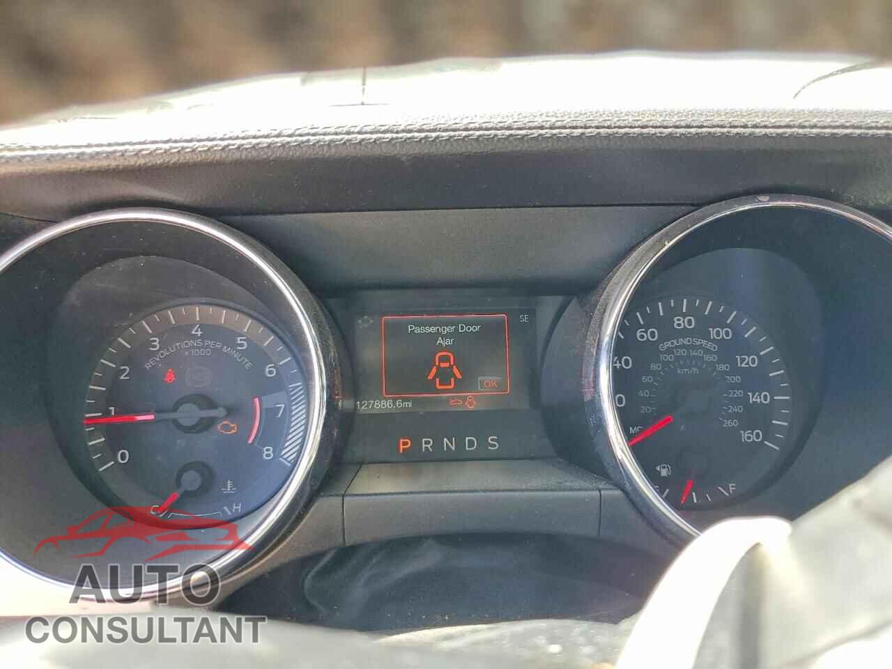 FORD MUSTANG 2017 - 1FA6P8TH9H5277076