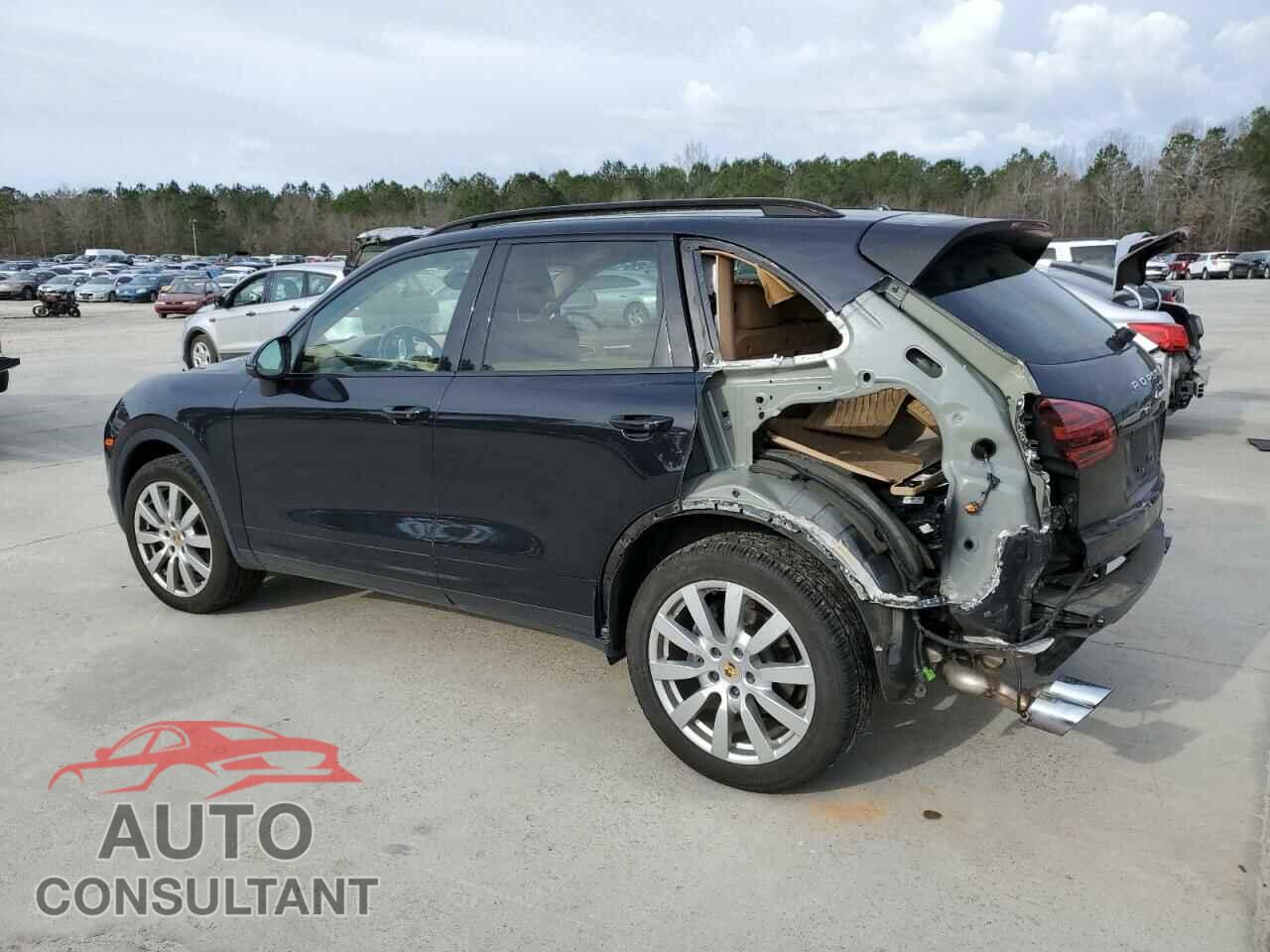 PORSCHE CAYENNE 2016 - WP1AA2A25GLA11418