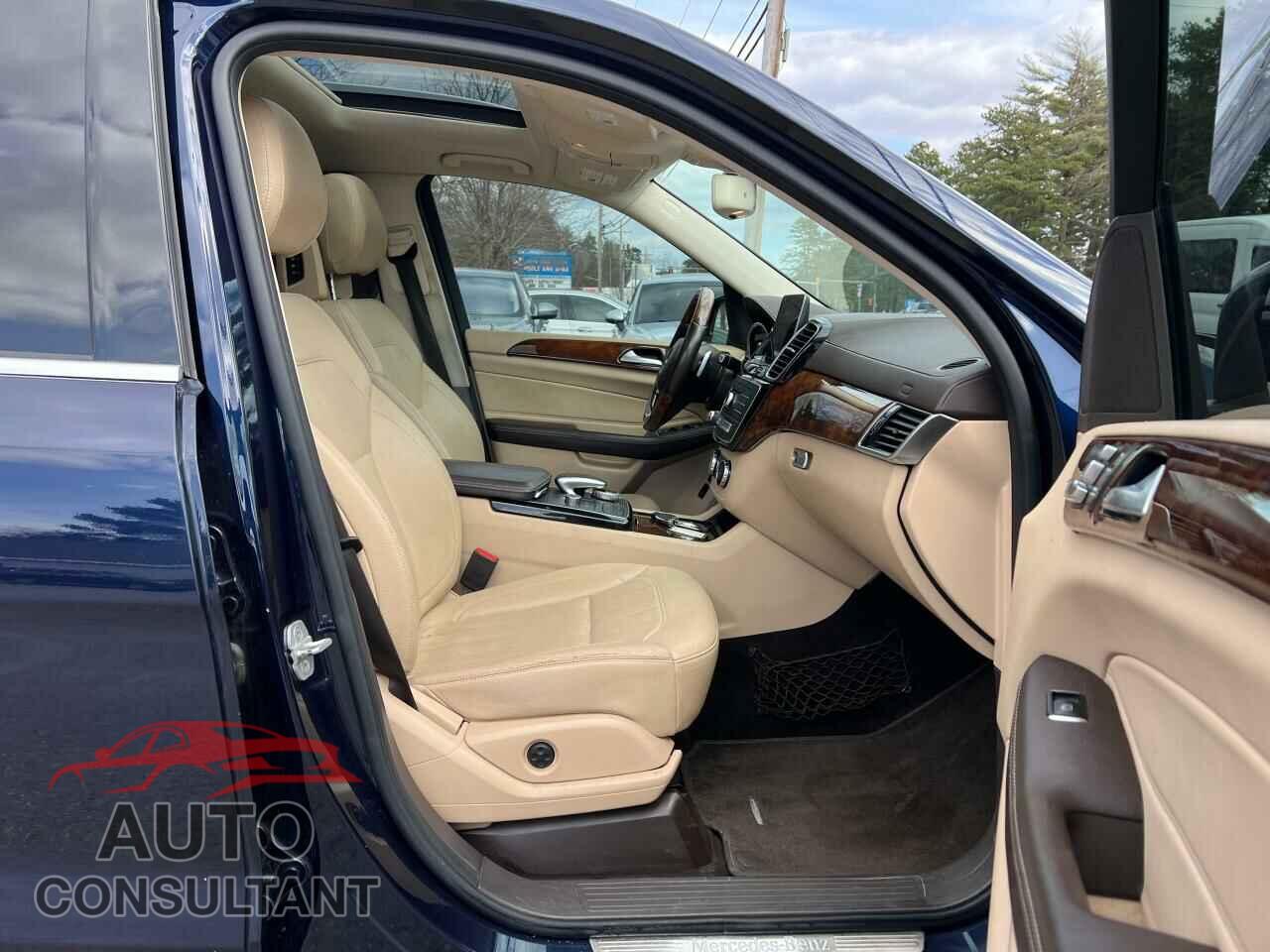MERCEDES-BENZ GLS-CLASS 2017 - 4JGDF6EE1HA892588