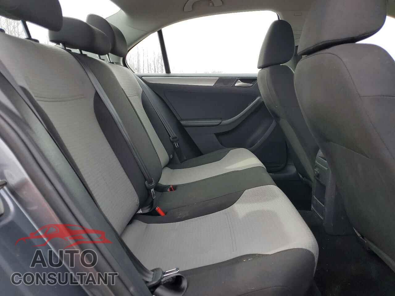 VOLKSWAGEN JETTA 2017 - 3VW2B7AJ3HM362008