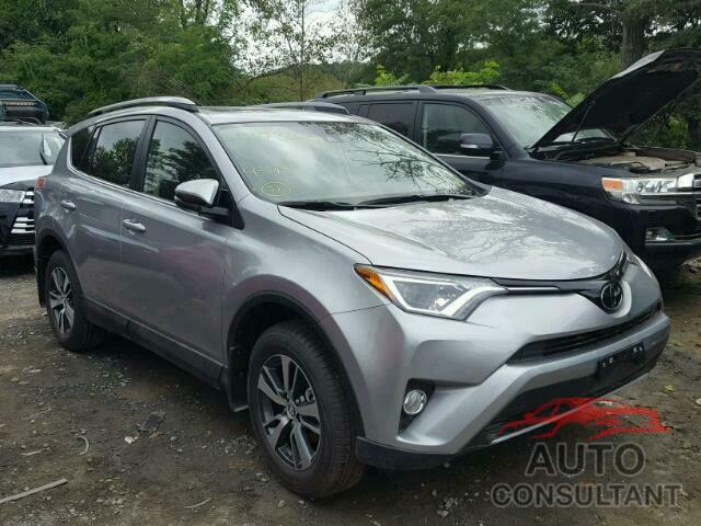 TOYOTA RAV4 XLE 2018 - JTMRFREV8JD244147
