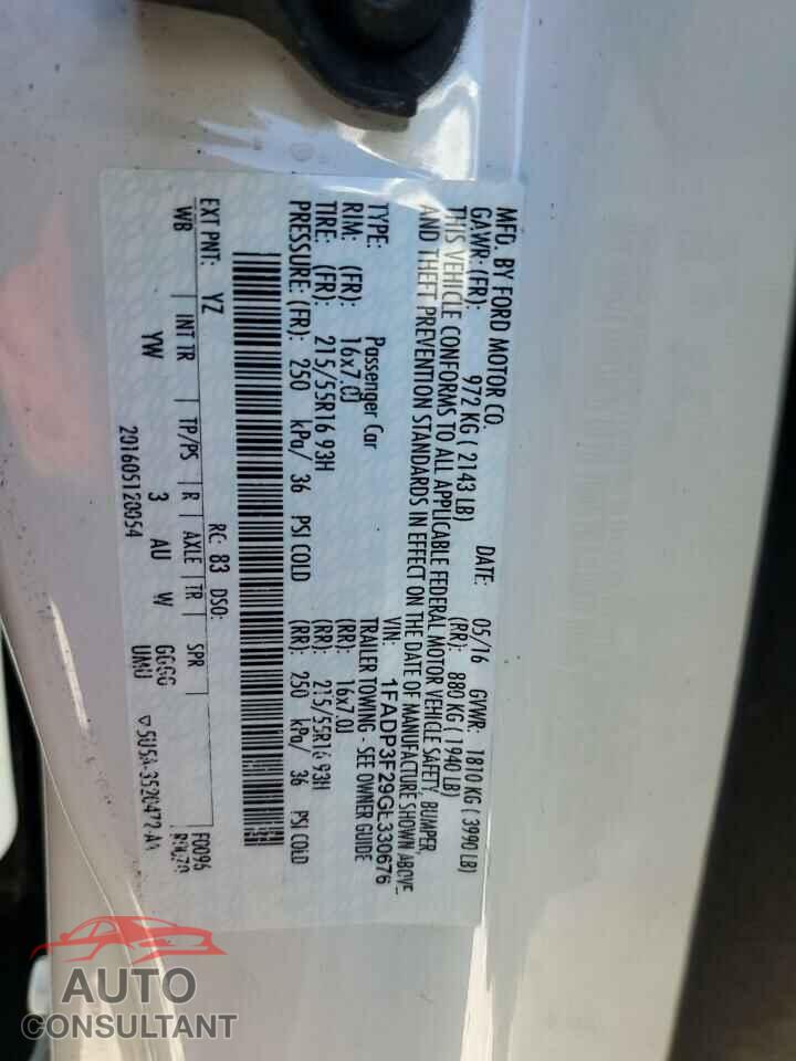 FORD FOCUS 2016 - 1FADP3F29GL330676