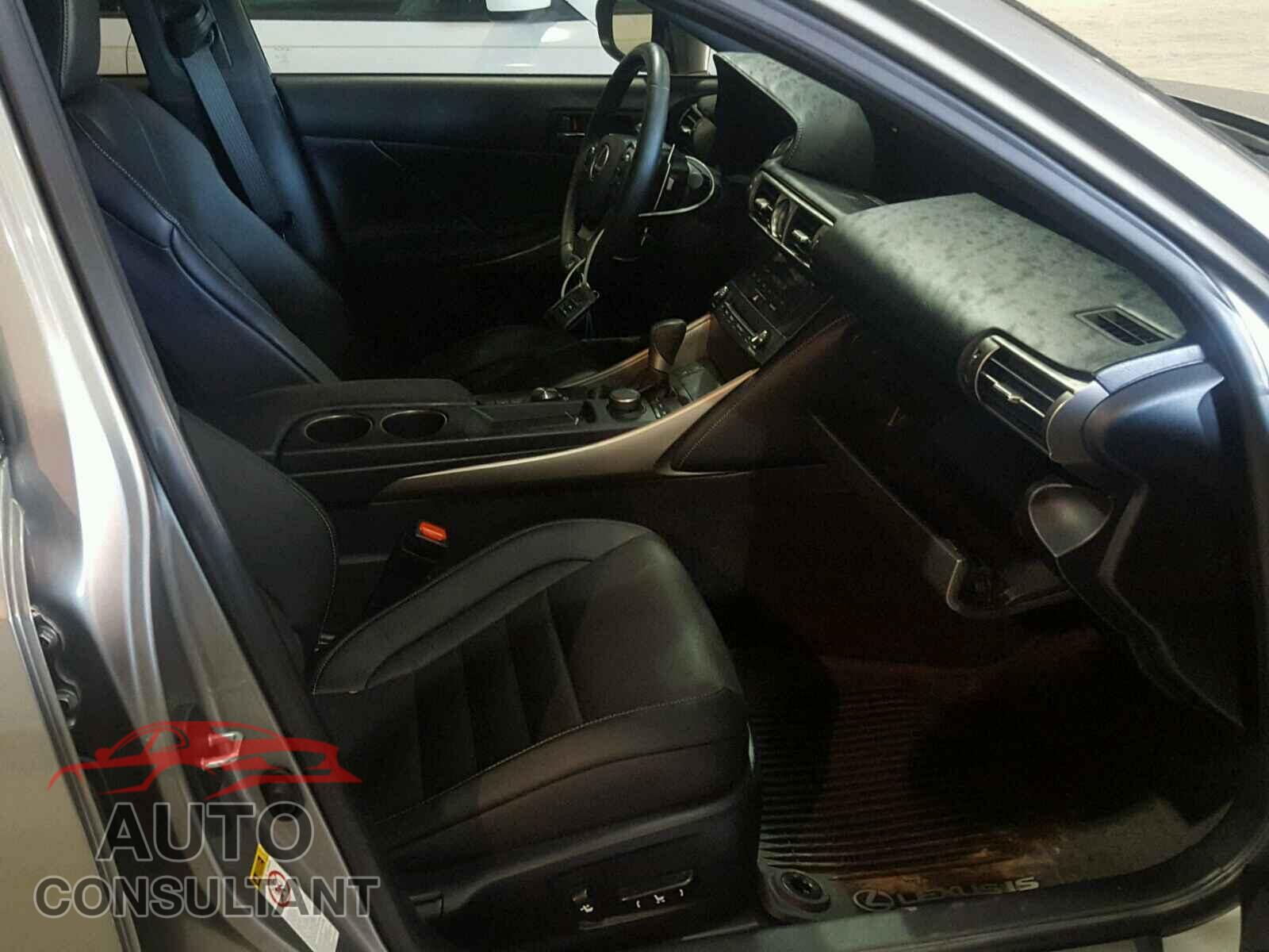 LEXUS IS 250 2015 - JTHBF1D20F5056121