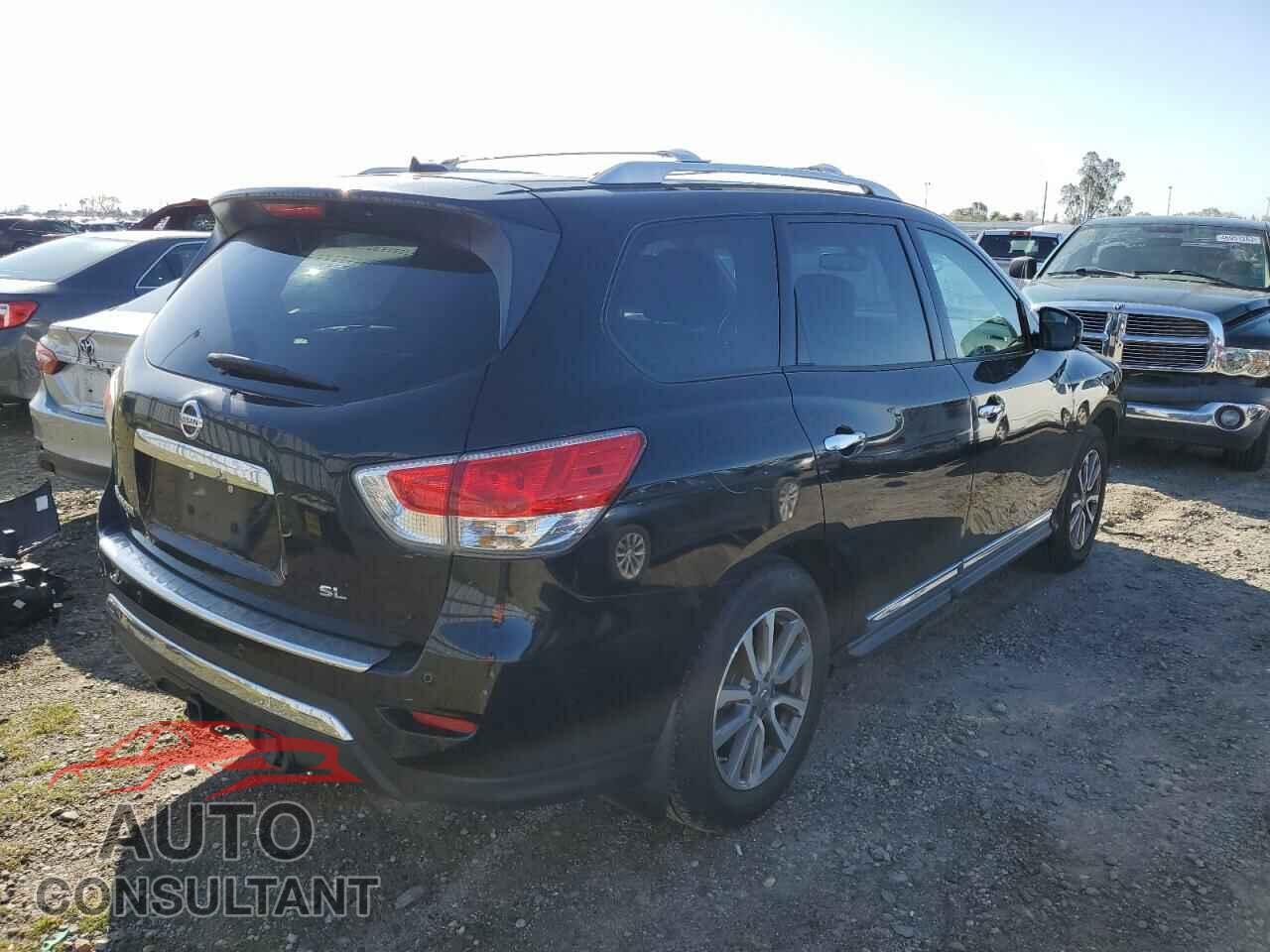 NISSAN PATHFINDER 2015 - 5N1AR2MN9FC647026