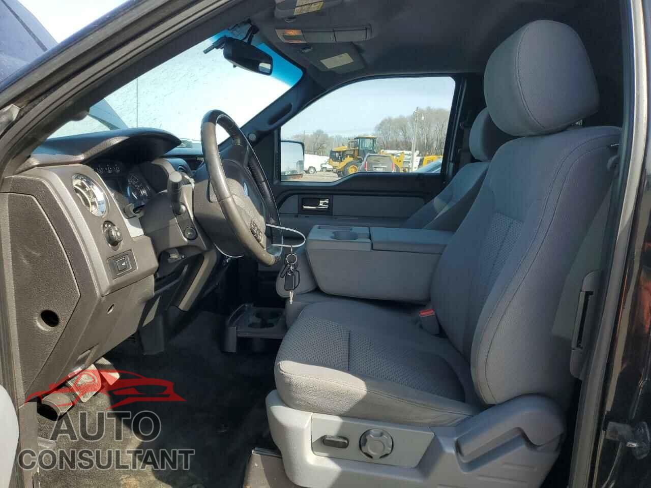 FORD F-150 2012 - 1FTFX1EF1CFC21049