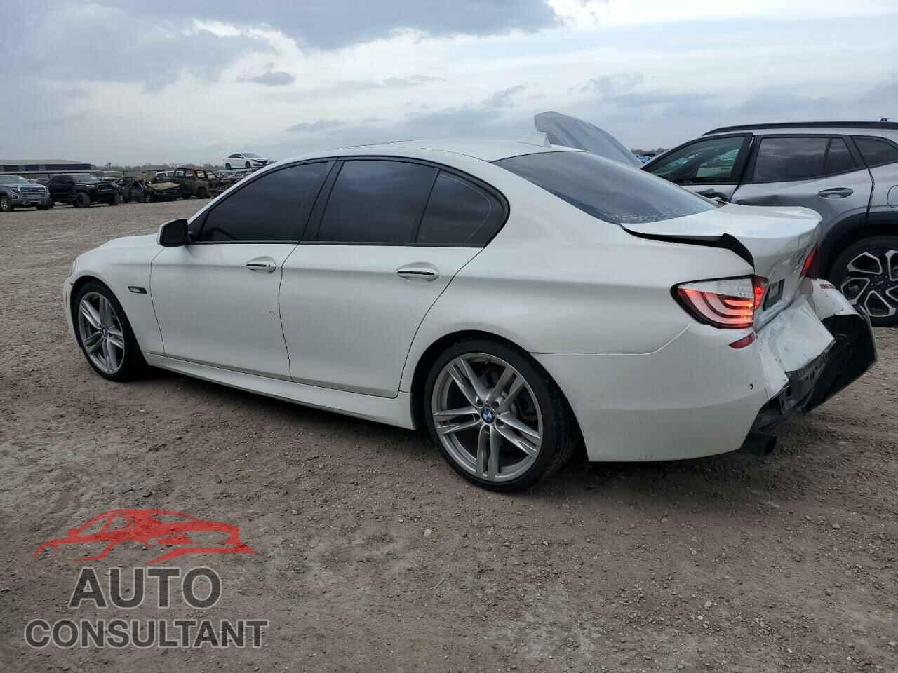 BMW 5 SERIES 2013 - WBAFR7C50DC827773
