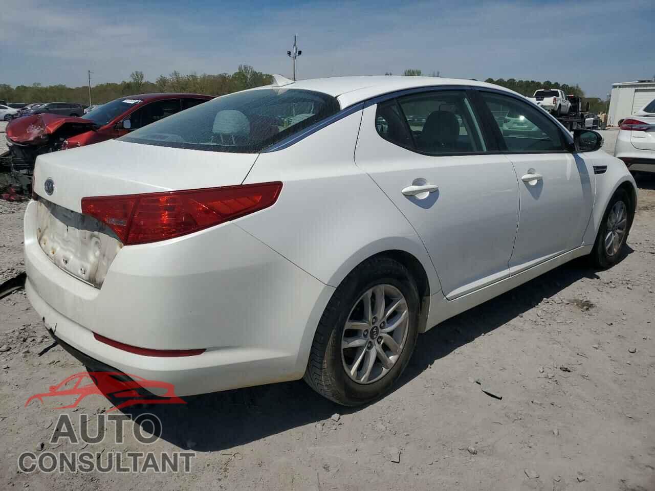KIA OPTIMA 2011 - KNAGM4A76B5072961