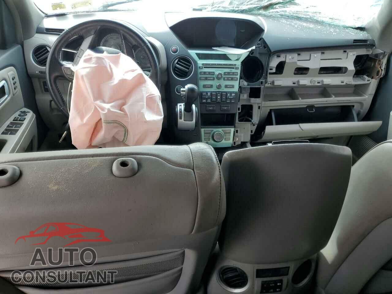 HONDA PILOT 2009 - 5FNYF48839B017554