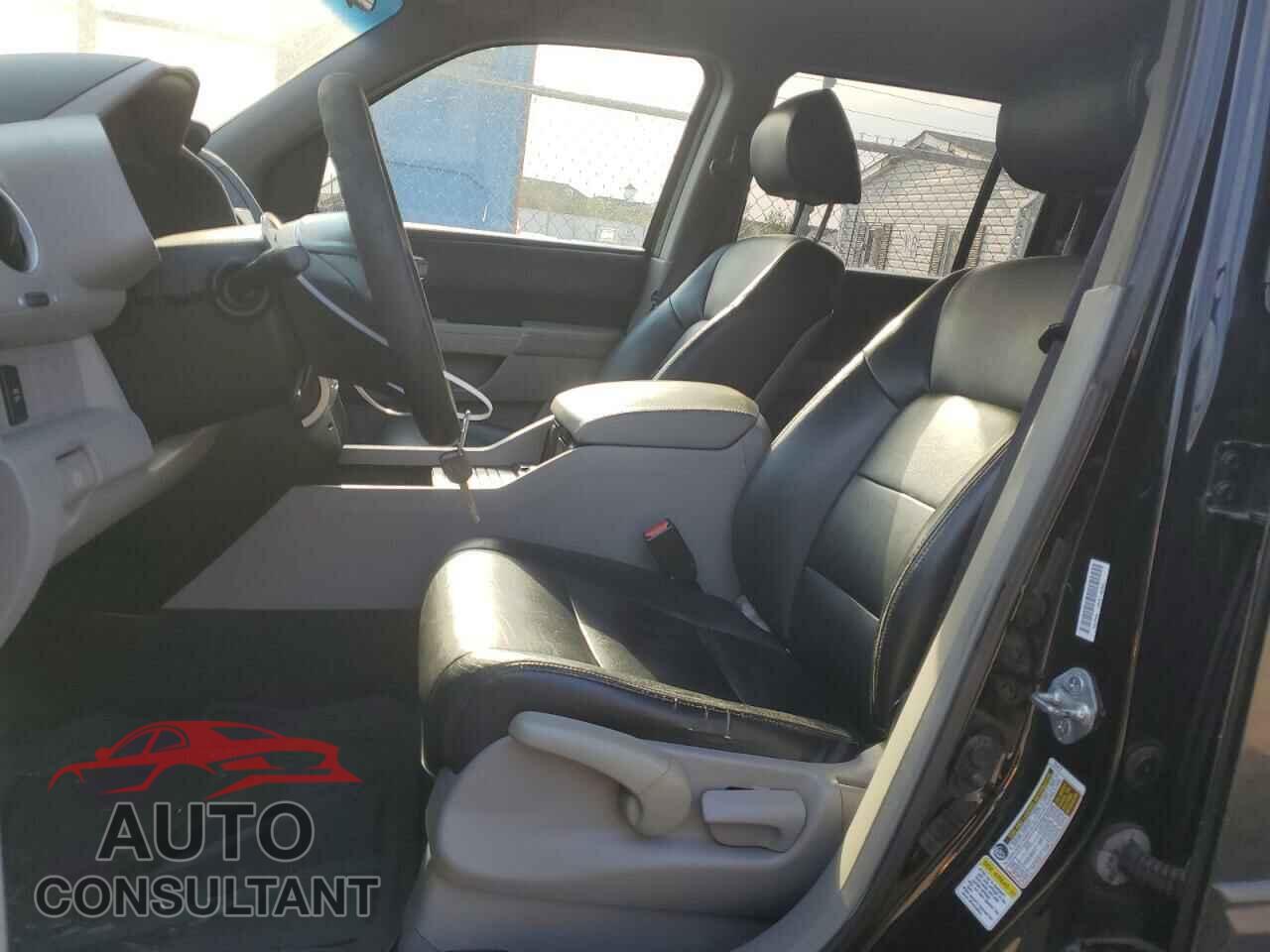 HONDA PILOT 2011 - 5FNYF4H29BB036482
