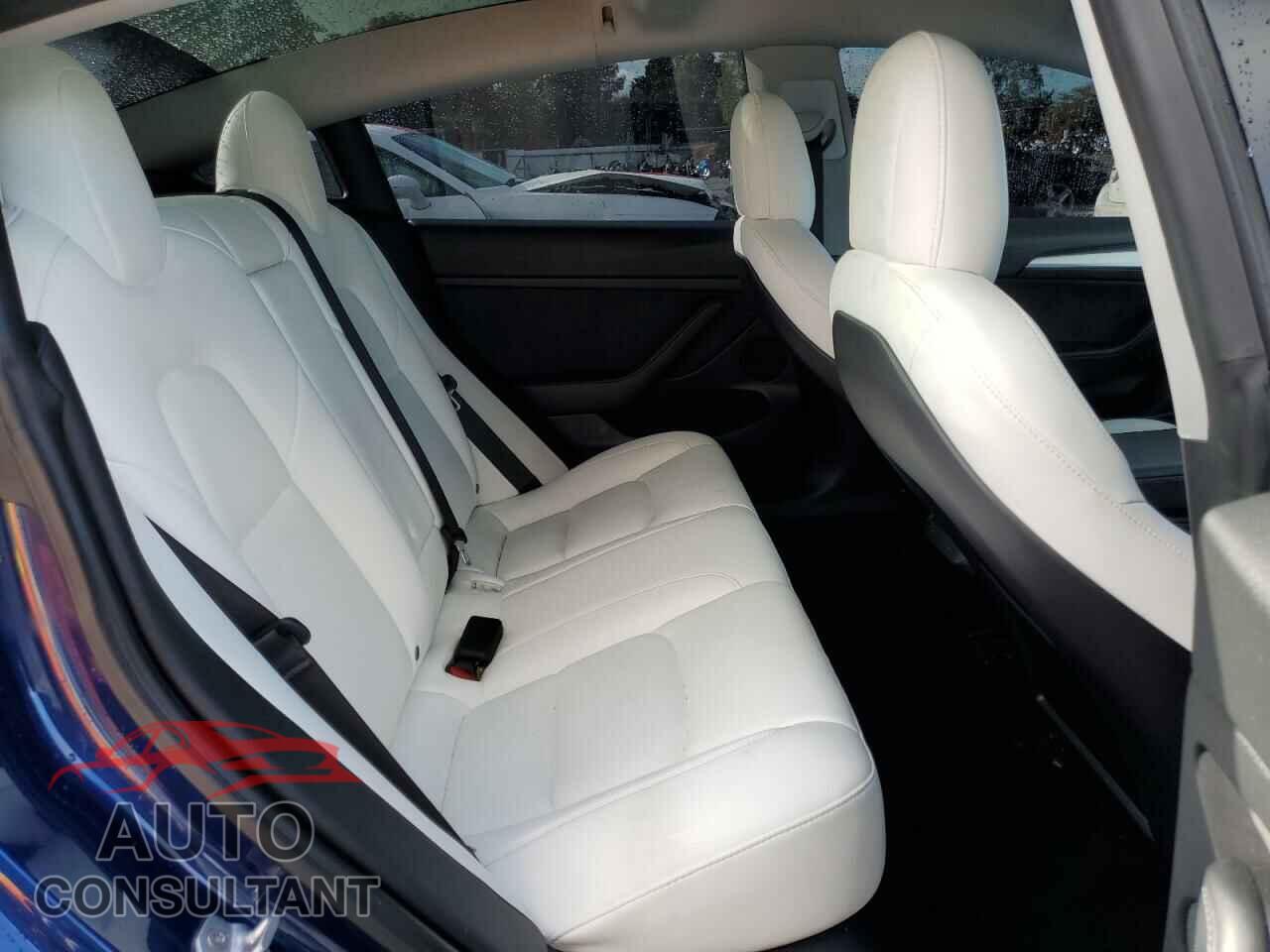 TESLA MODEL 3 2021 - 5YJ3E1EB6MF001093