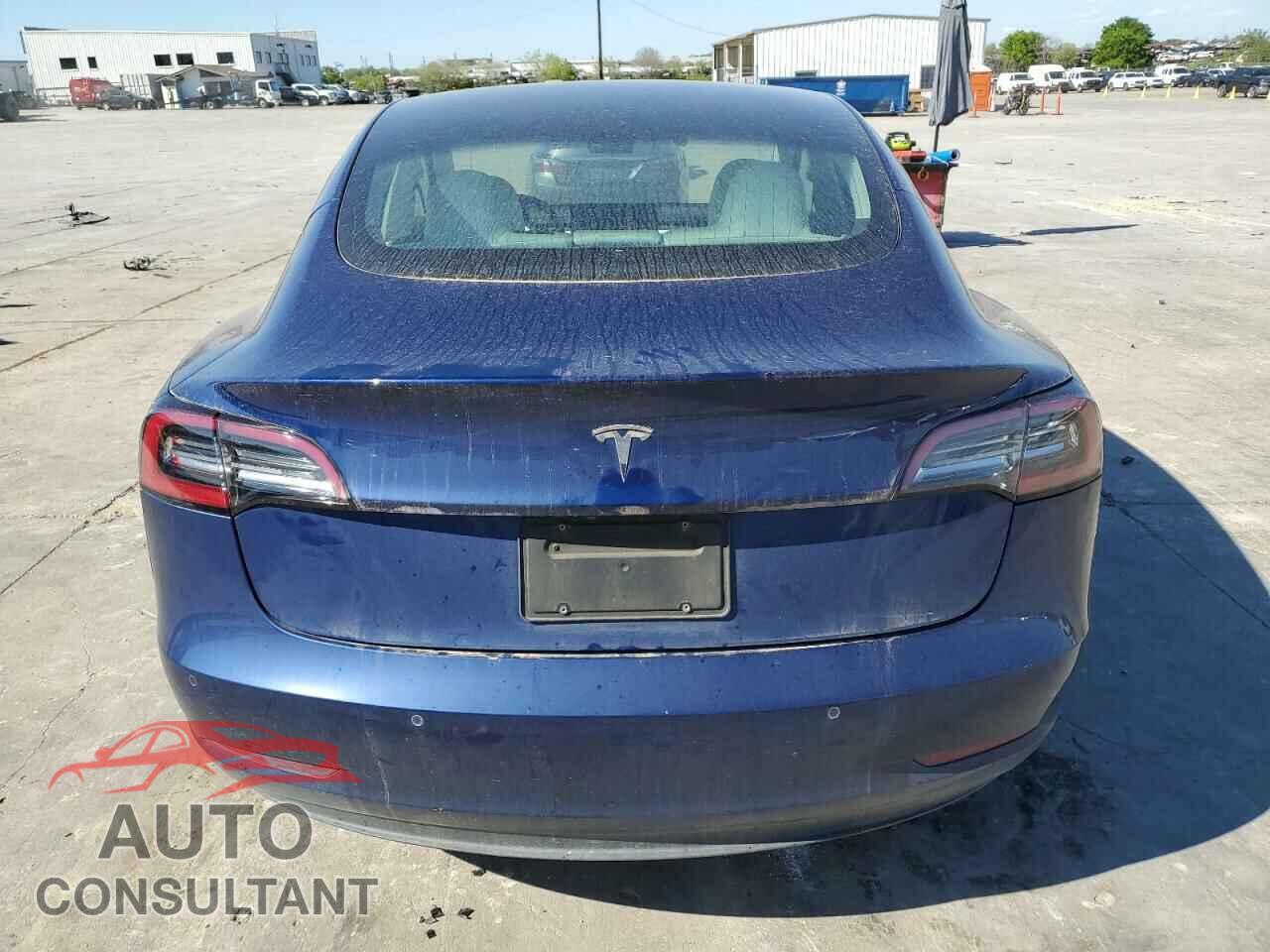 TESLA MODEL 3 2019 - 5YJ3E1EA2KF317966