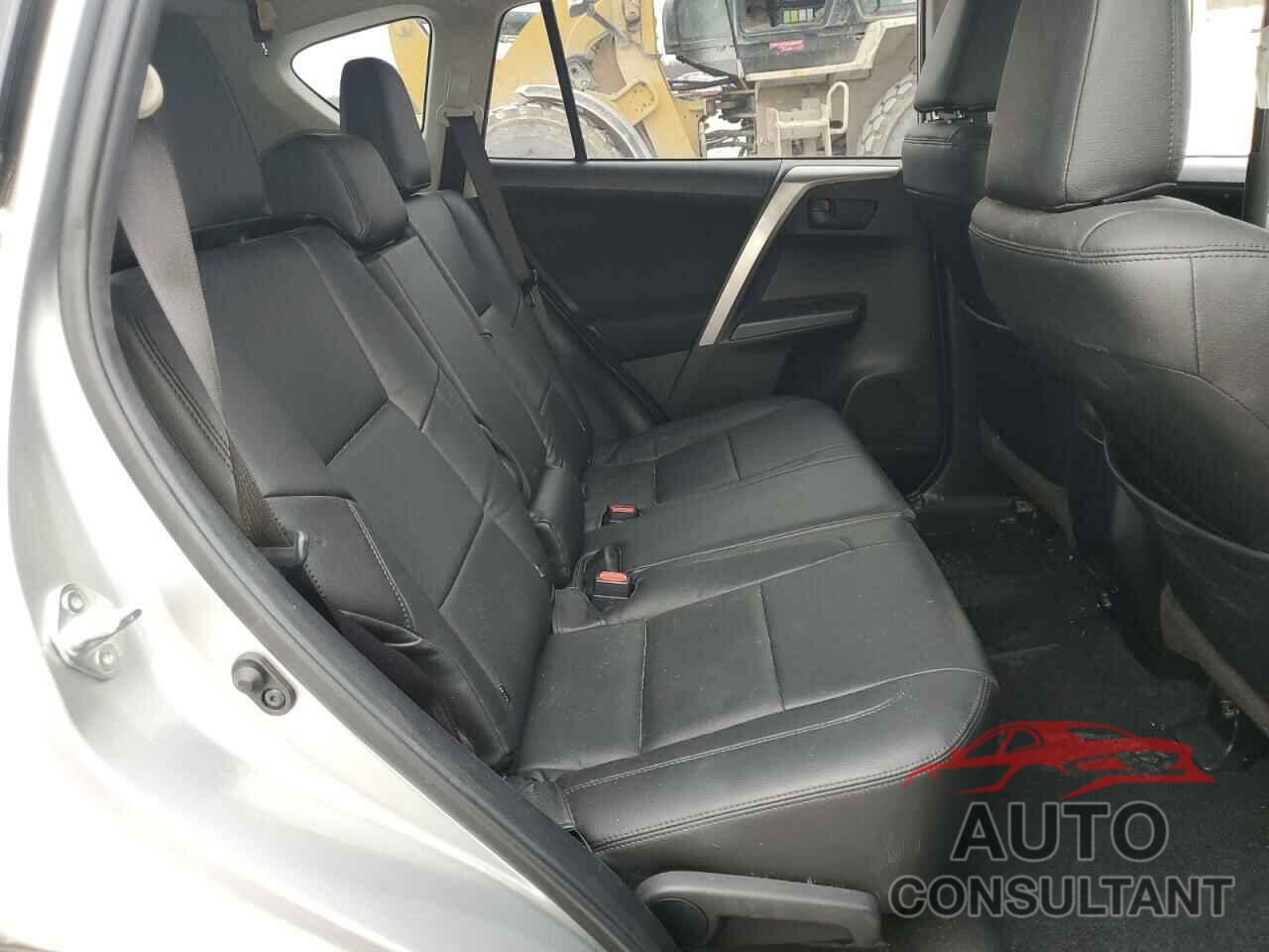 TOYOTA RAV4 2018 - JTMZFREV6JJ170549
