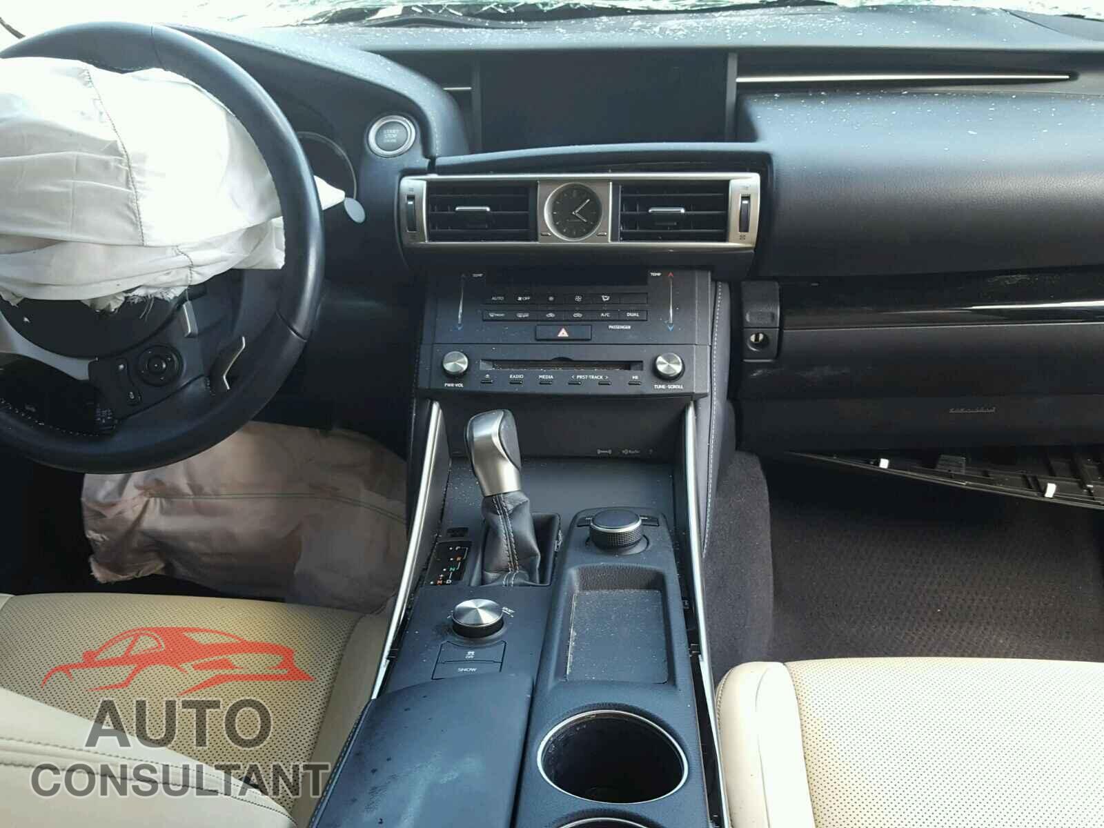 LEXUS IS 250 2015 - JTHBF1D25F5071360
