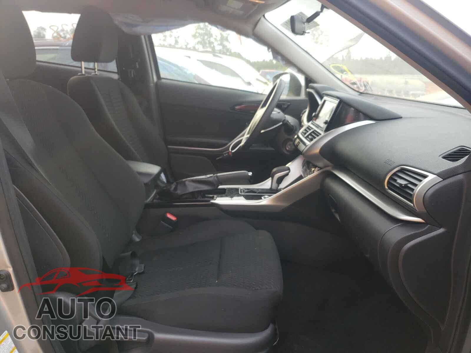 MITSUBISHI ECLIPSE 2019 - JA4AT3AA4KZ045746