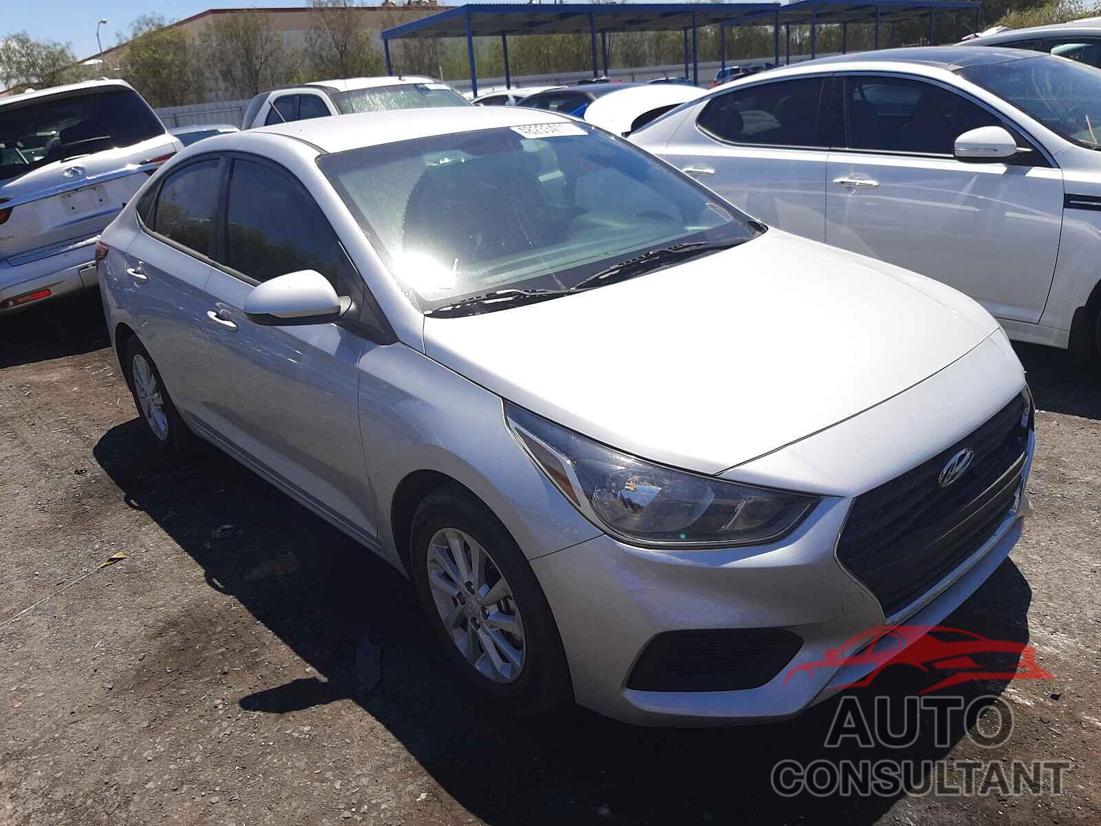 HYUNDAI ACCENT 2018 - 3KPC24A33JE032196
